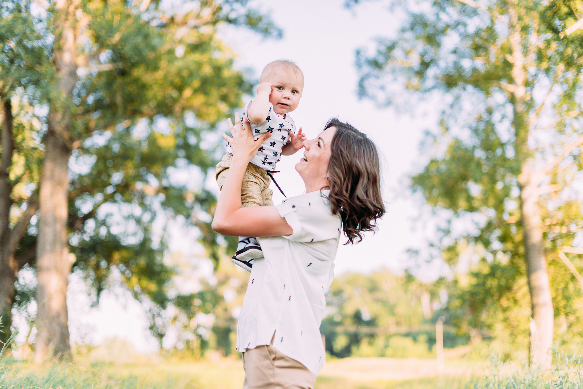 Прогулка по солнечным тропинкам. Свадебный и семейный фотограф в Стерлитамаке, Салавате. Илья Антохин