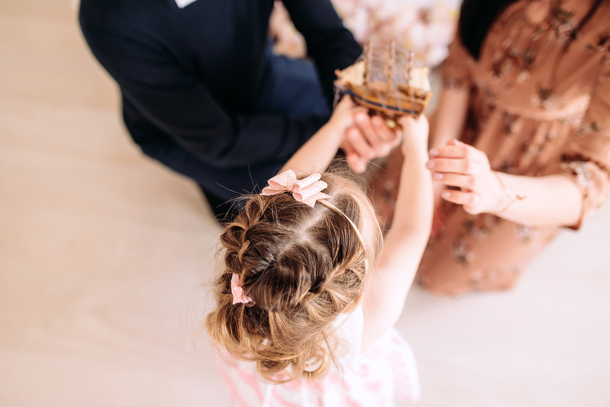Кораблик с парусами по солнечным лучам. Свадебный и семейный фотограф в Стерлитамаке, Салавате. Илья Антохин