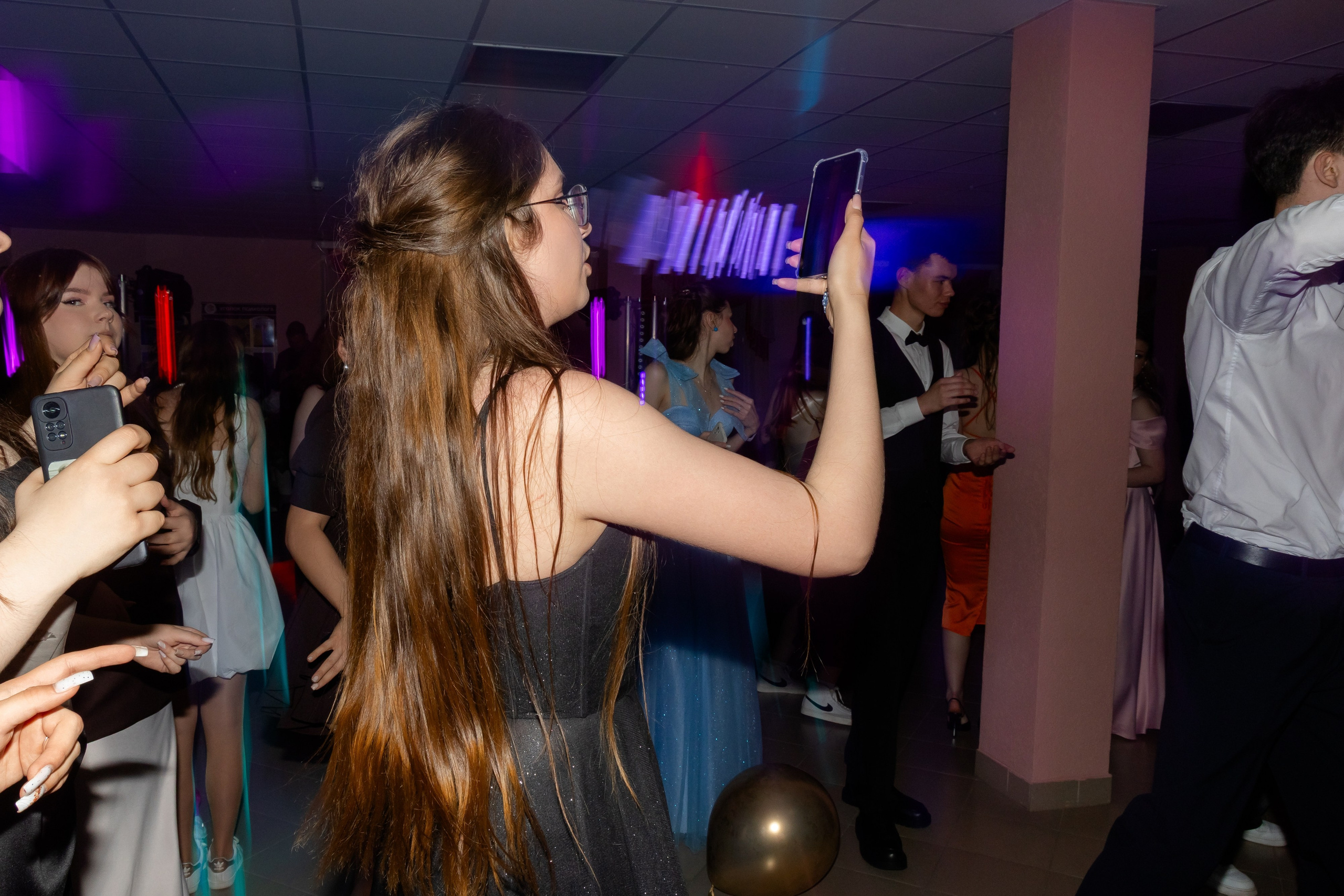 Школьный выпускной 2025 год в Минске, Беларуси. Свадебный фотограф в Минске/Беларуси Сергей Спиридонов