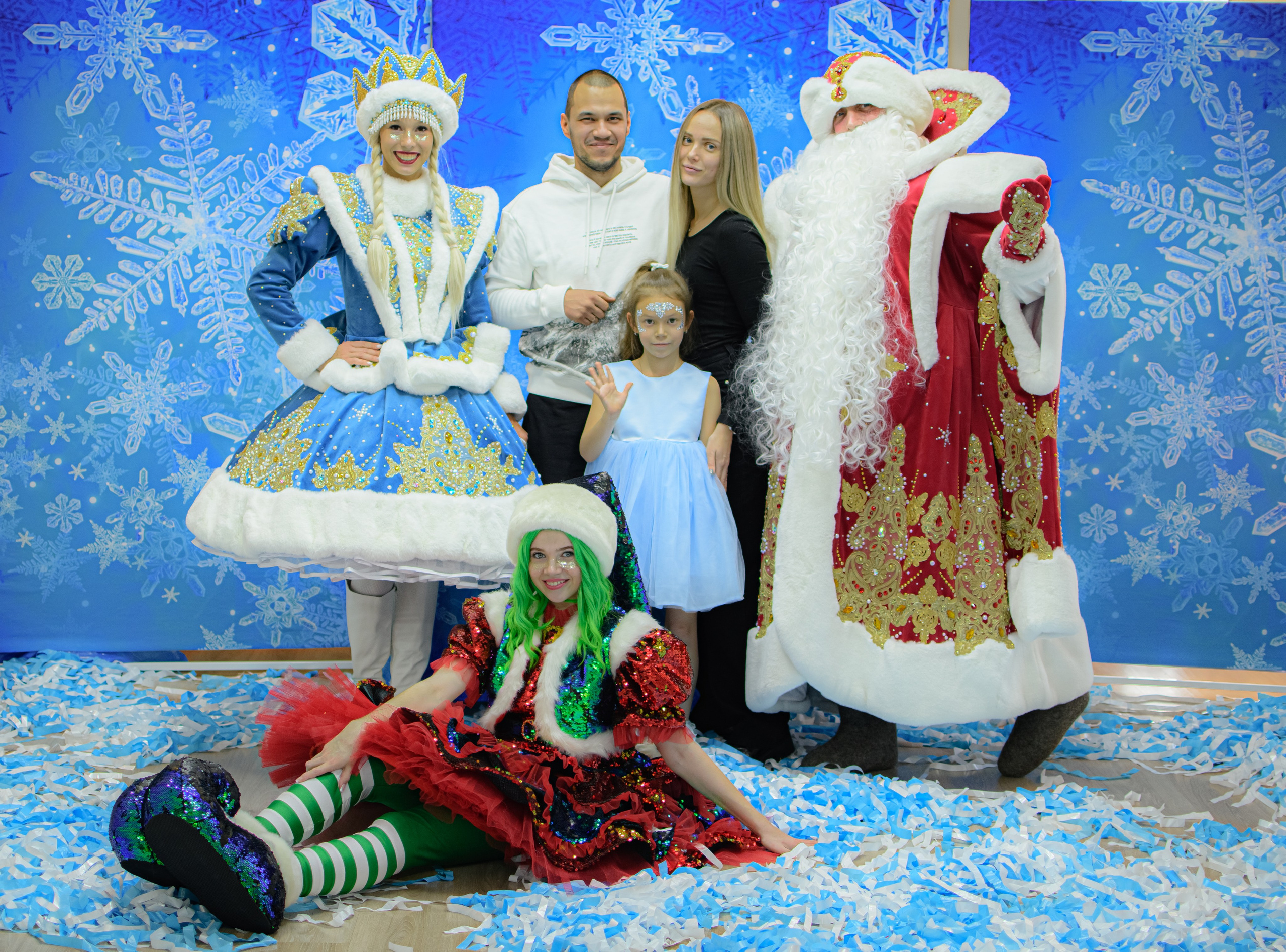 HAPPY NEW YEAR. Photokarish