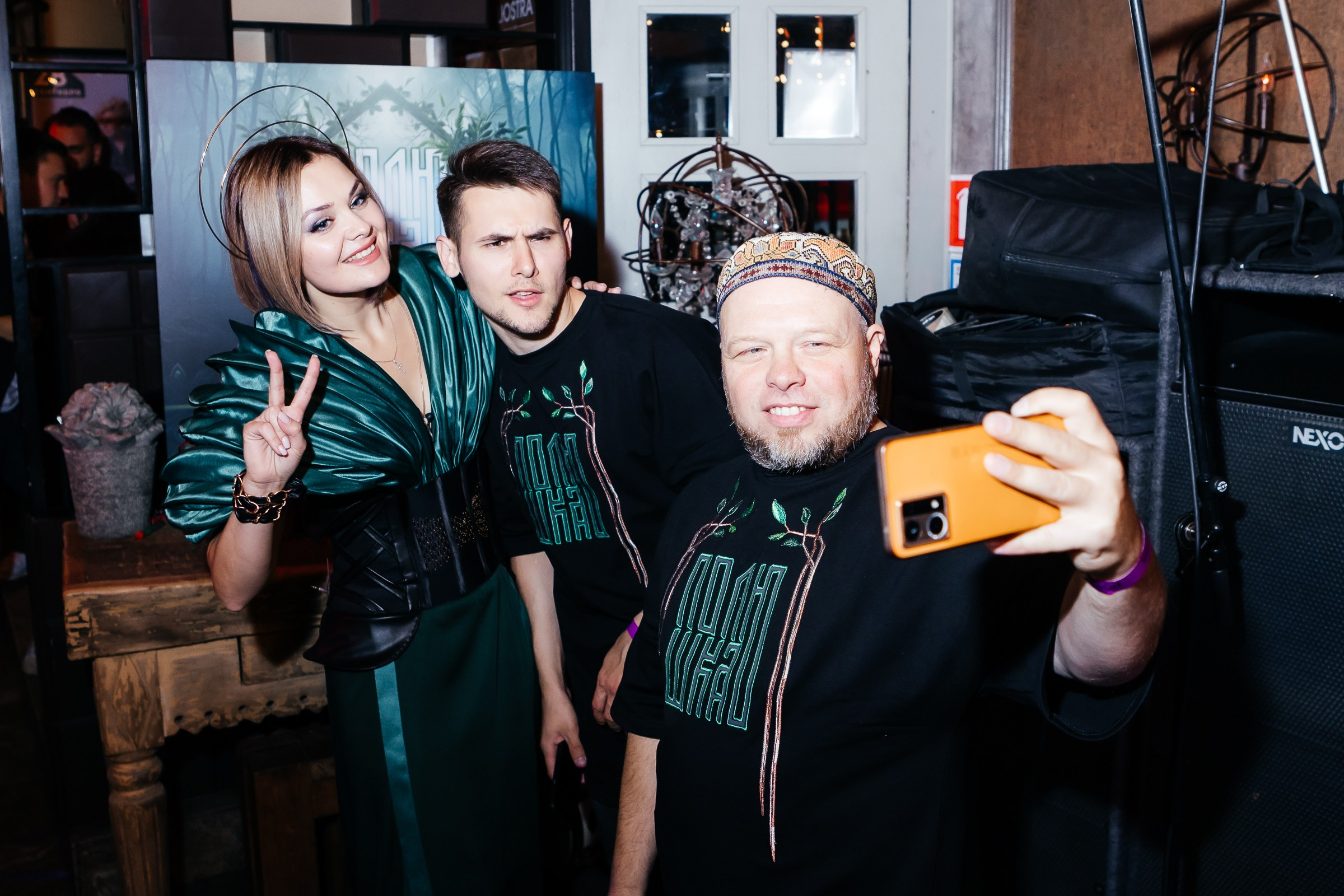 Полюшка в Lustra bar. Репортажный и свадебный фотограф Катерина Потапова