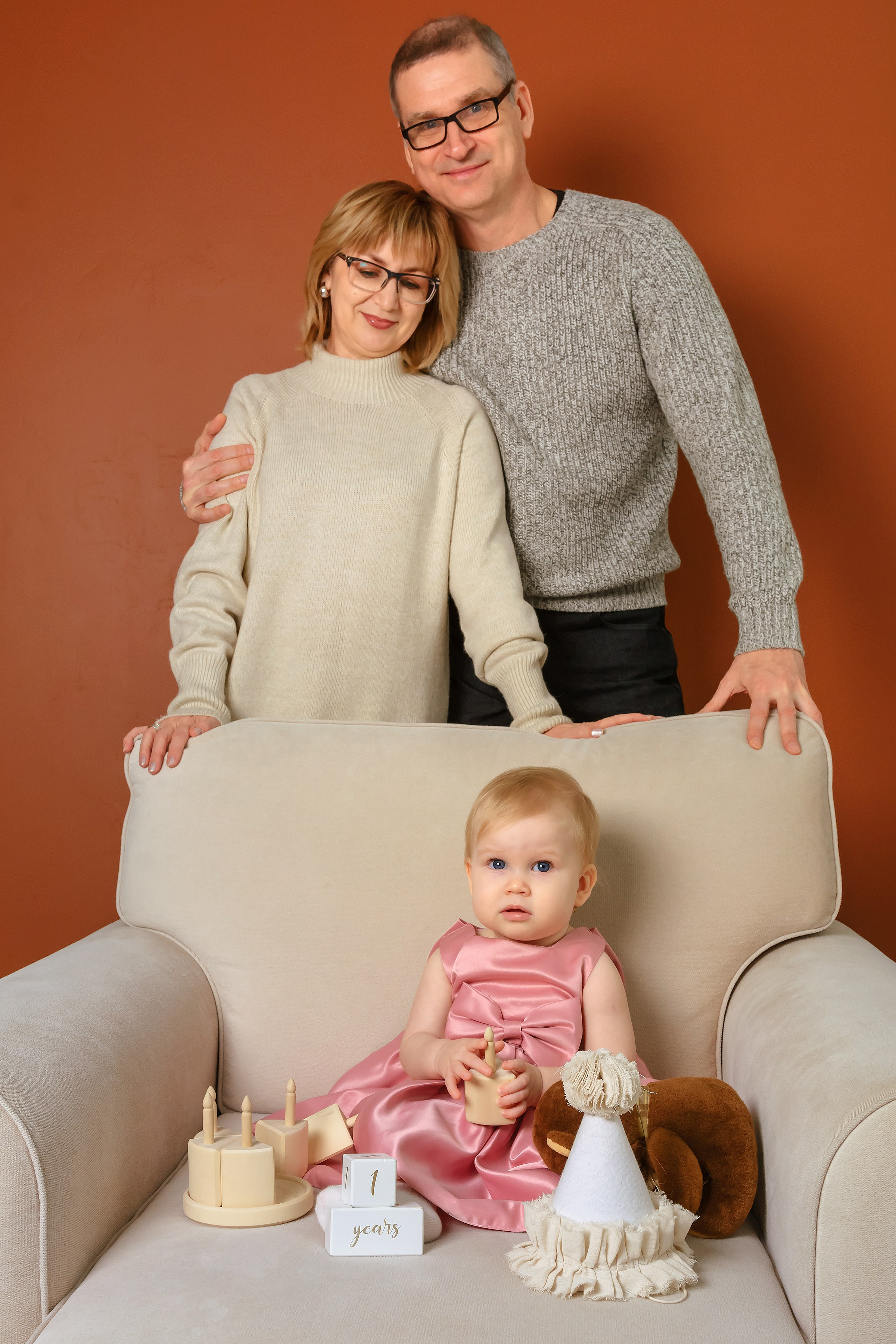 Семейная Экспресс фотосессия в студии. Фотограф Оксана Сафонова г. Тольятти