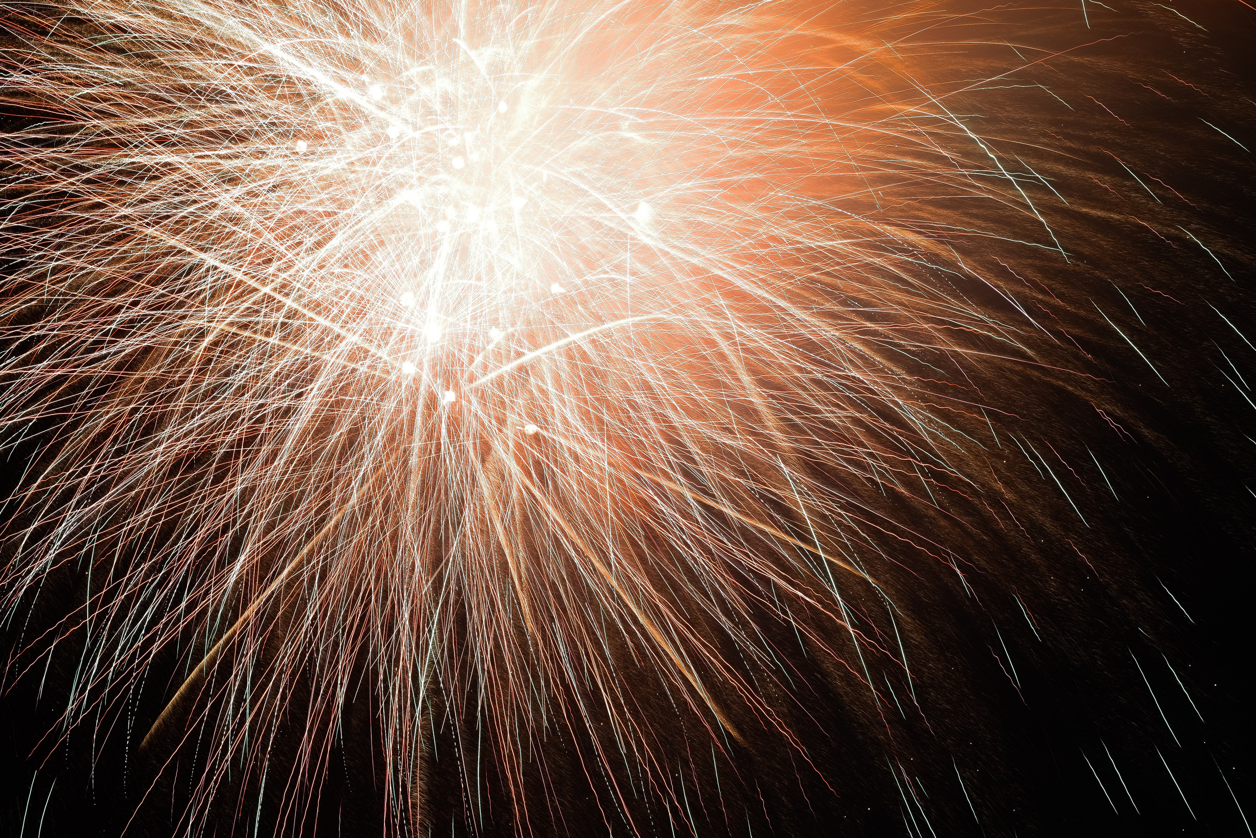 Ростов-на-Дону: через объектив фотографа из Гуанчжоу. Коммерческий и предметный фотограф в Гуанчжоу Коваленко Александр