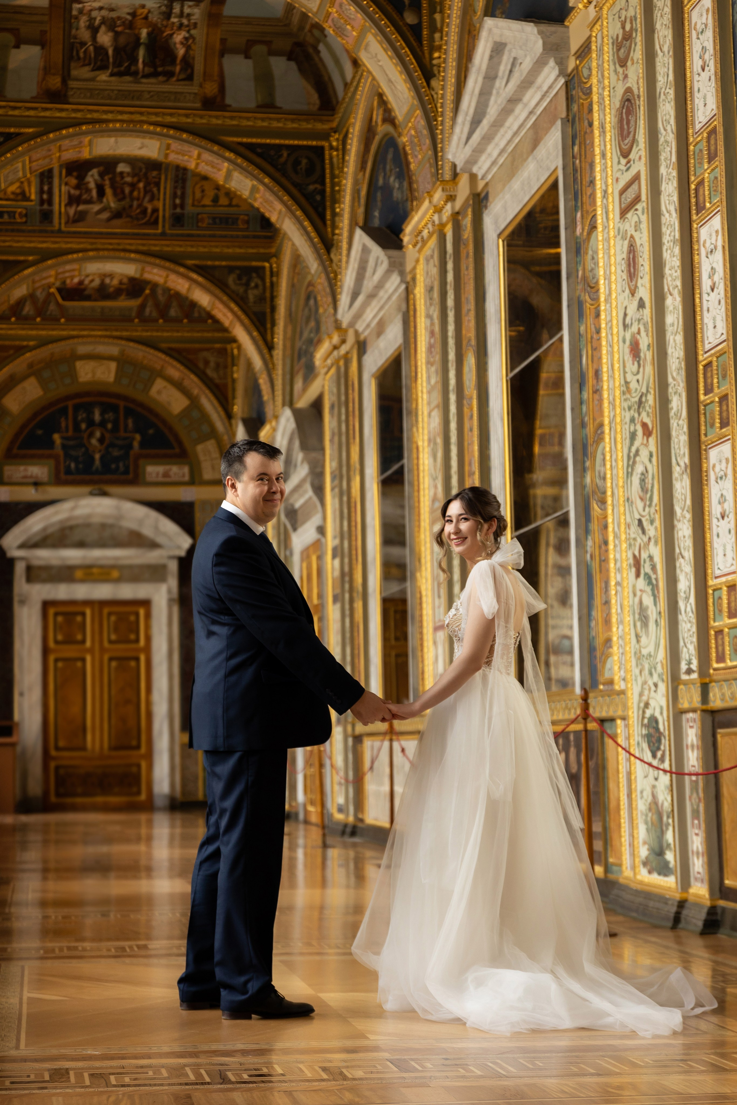 Свадебная фотосессия в Эрмитаже. Семейный и свадебный фотограф в Санкт-Петербурге Татьяна Швыкова
