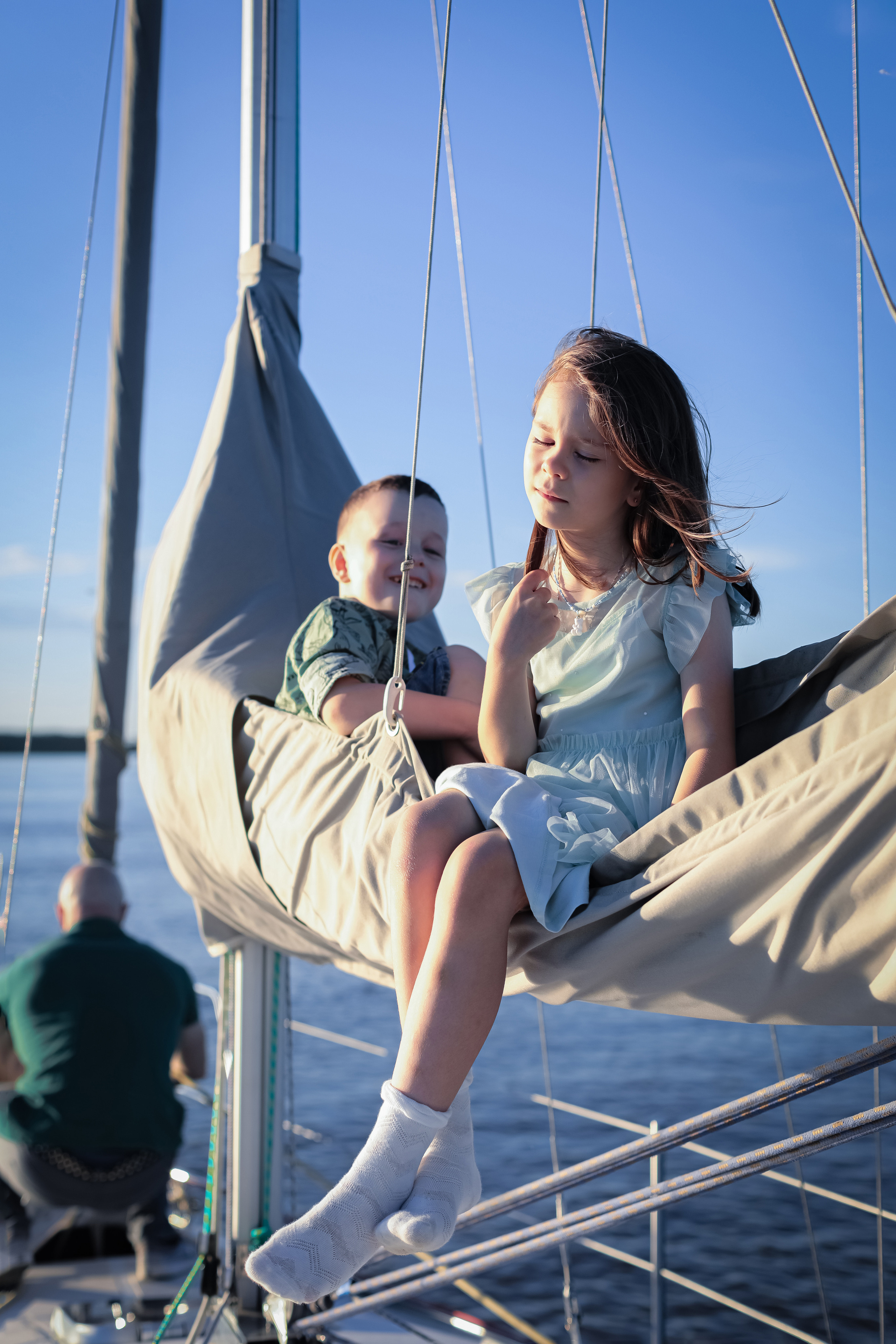 Нина и Денис на яхте. Фотограф г. Хабаровск. Семейные и индивидуальные съёмки