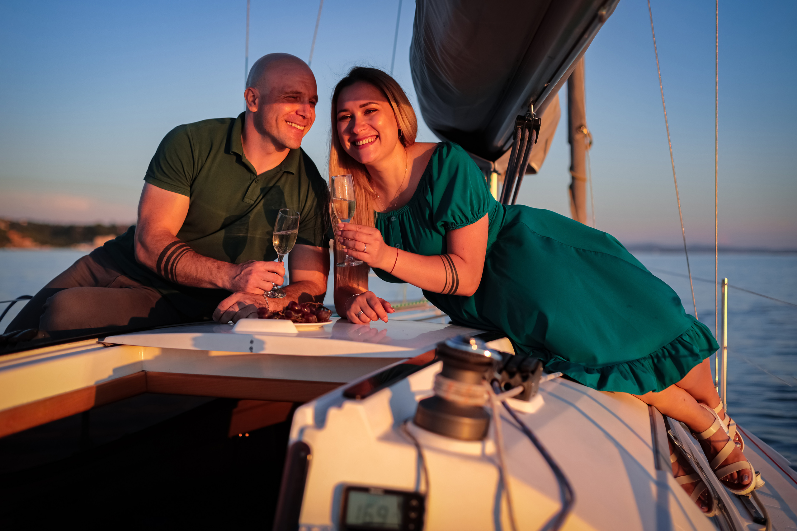 Нина и Денис на яхте. Фотограф г. Хабаровск. Семейные и индивидуальные съёмки