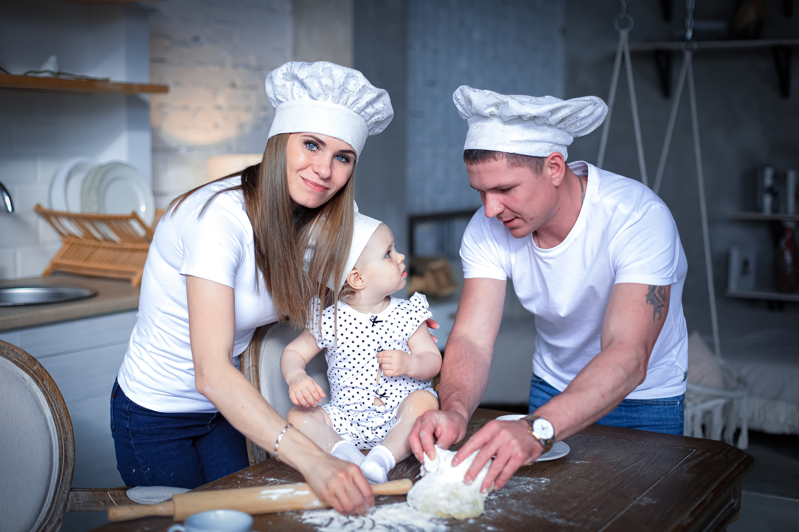 Мария, Роман и Таисия. Фотограф г. Хабаровск. Семейные и индивидуальные съёмки