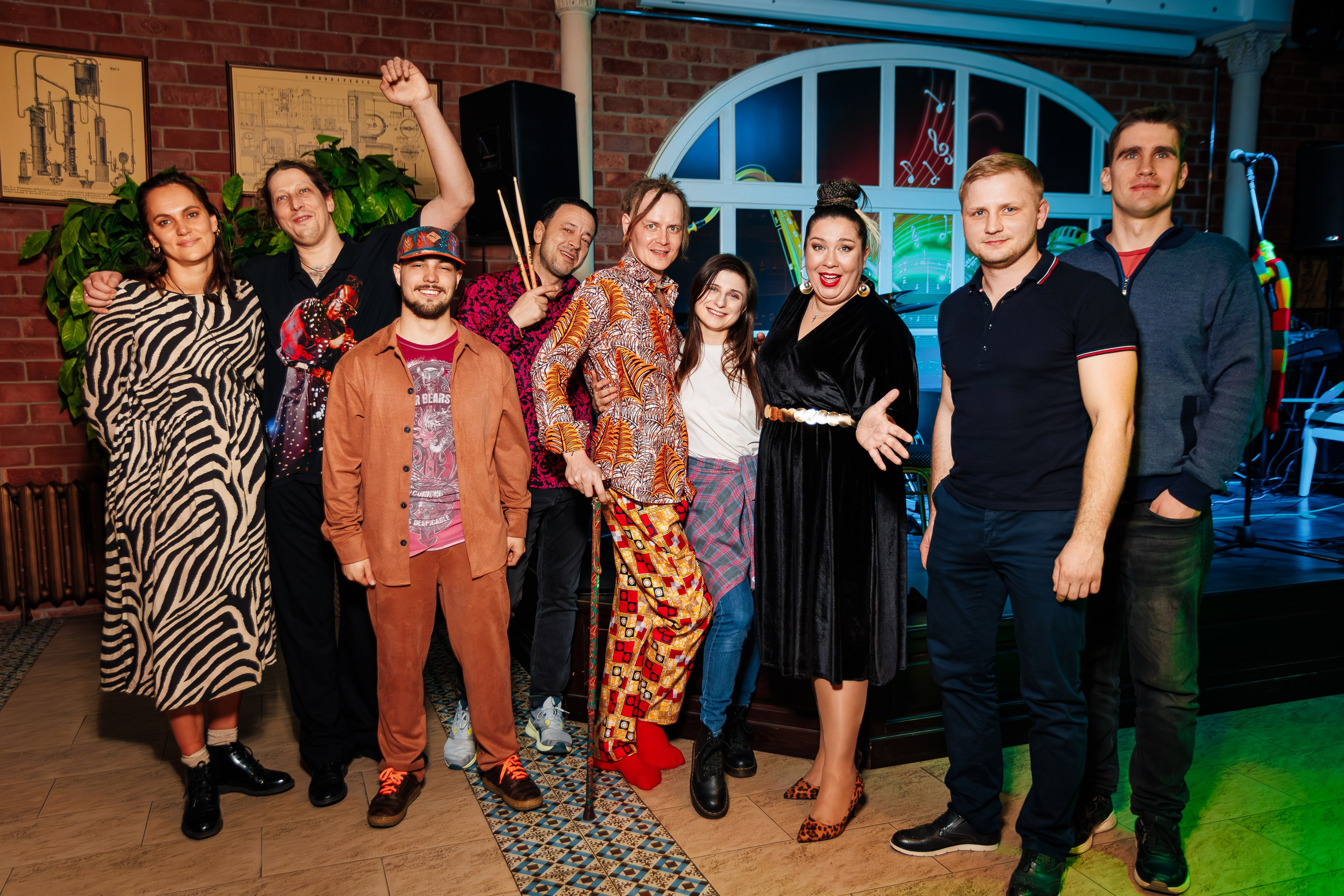 Джаз клуб «Скажите Jazz» Герман Мамаев, бэнд DC Quartet и специальный гость Анна Шакель_Фабрикантъ_Симферополь_26.01.2025. Аминов Руслан | Фотограф