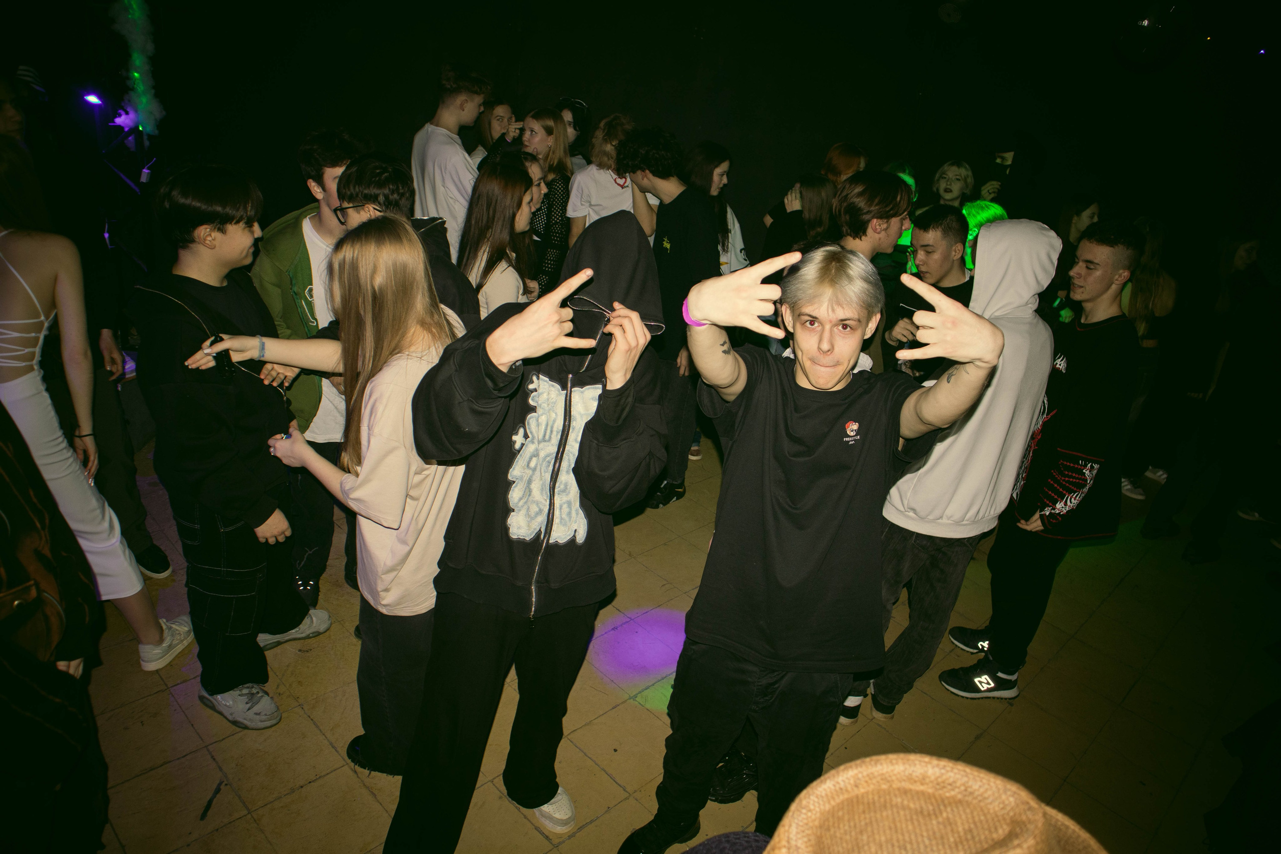 MOSHPIT. Фотограф и видеограф в Бугульме Аня Трутнева