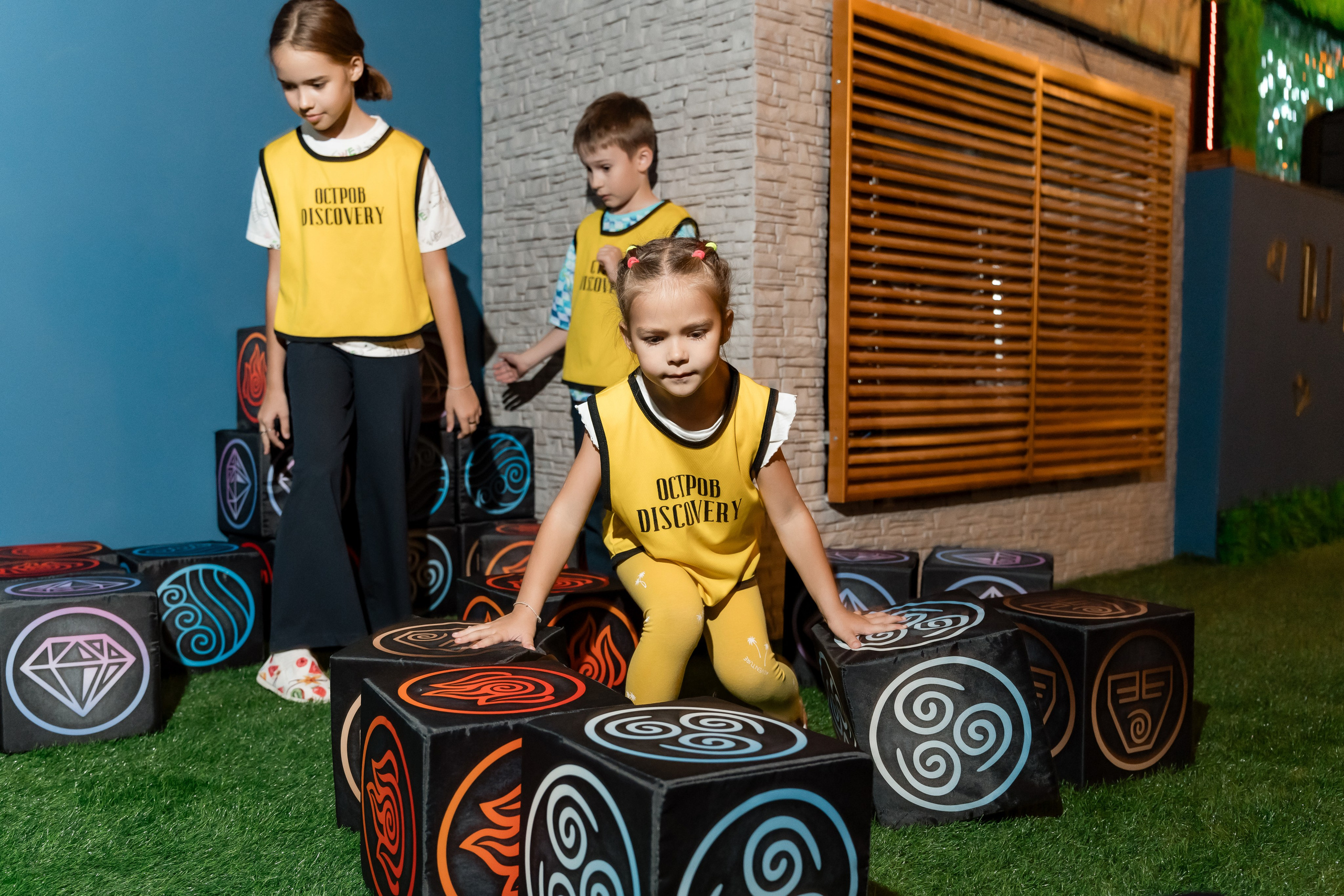 С Днем Рождения, Гена! Остров Discovery