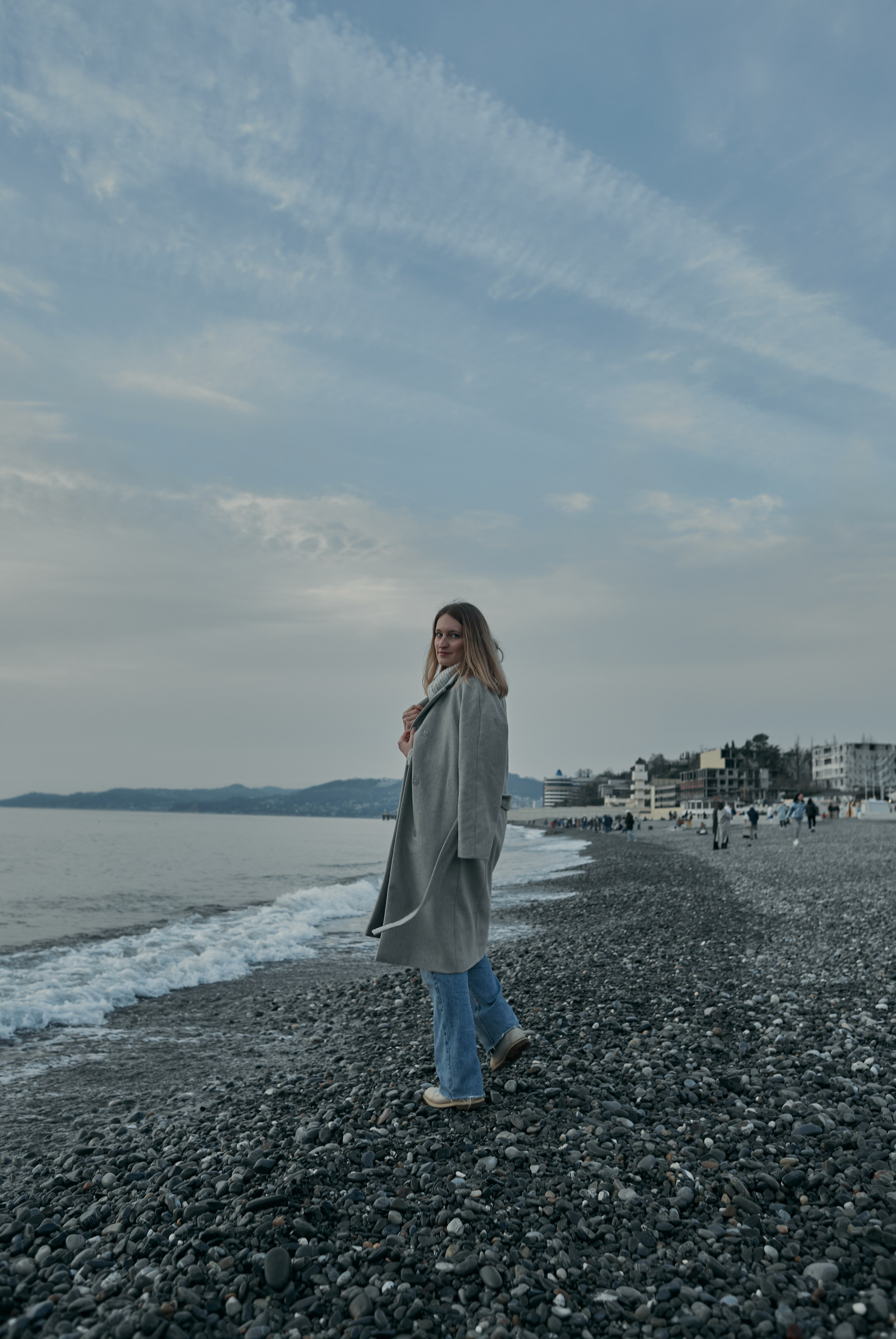 Виолетта. Прогулка у Черного моря. Портретный фотограф Санкт-Петербург, Пхукет