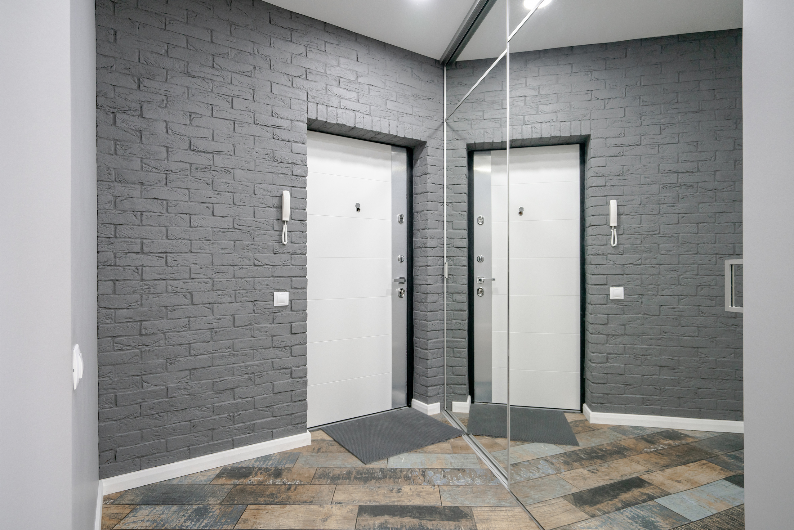 Гаражная. Создаю контент для бизнеса- Андрей Корниенко и упаковываю компании и экспертов в Краснодаре