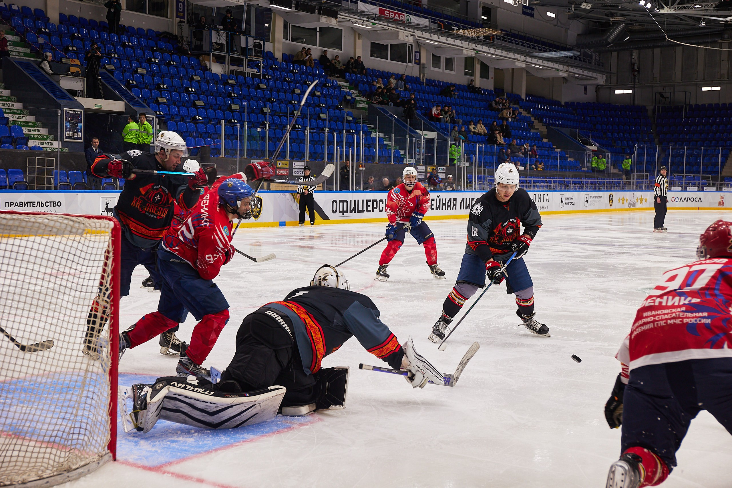 Репортаж. Офицерская хоккейная лига 2025 год. Спортивный фотограф Некрасов Денис