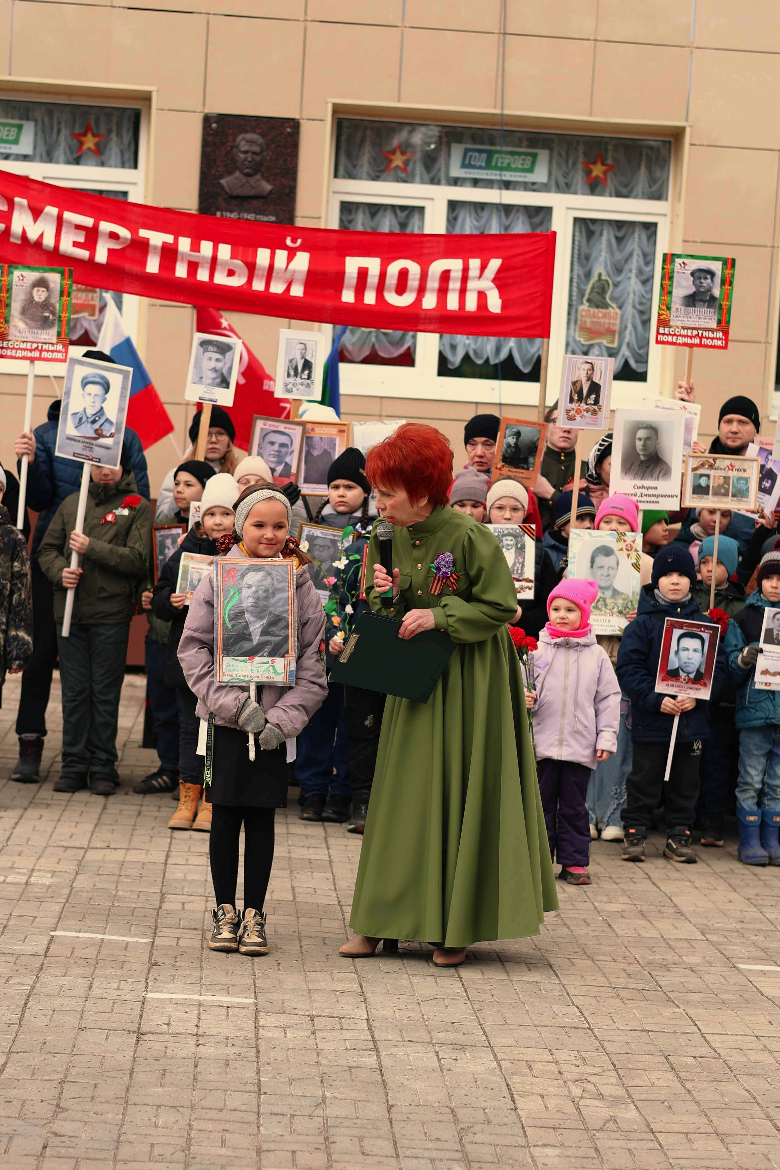 9 мая — «Родной дом». Фотограф в городе Киров Денис Вербин
