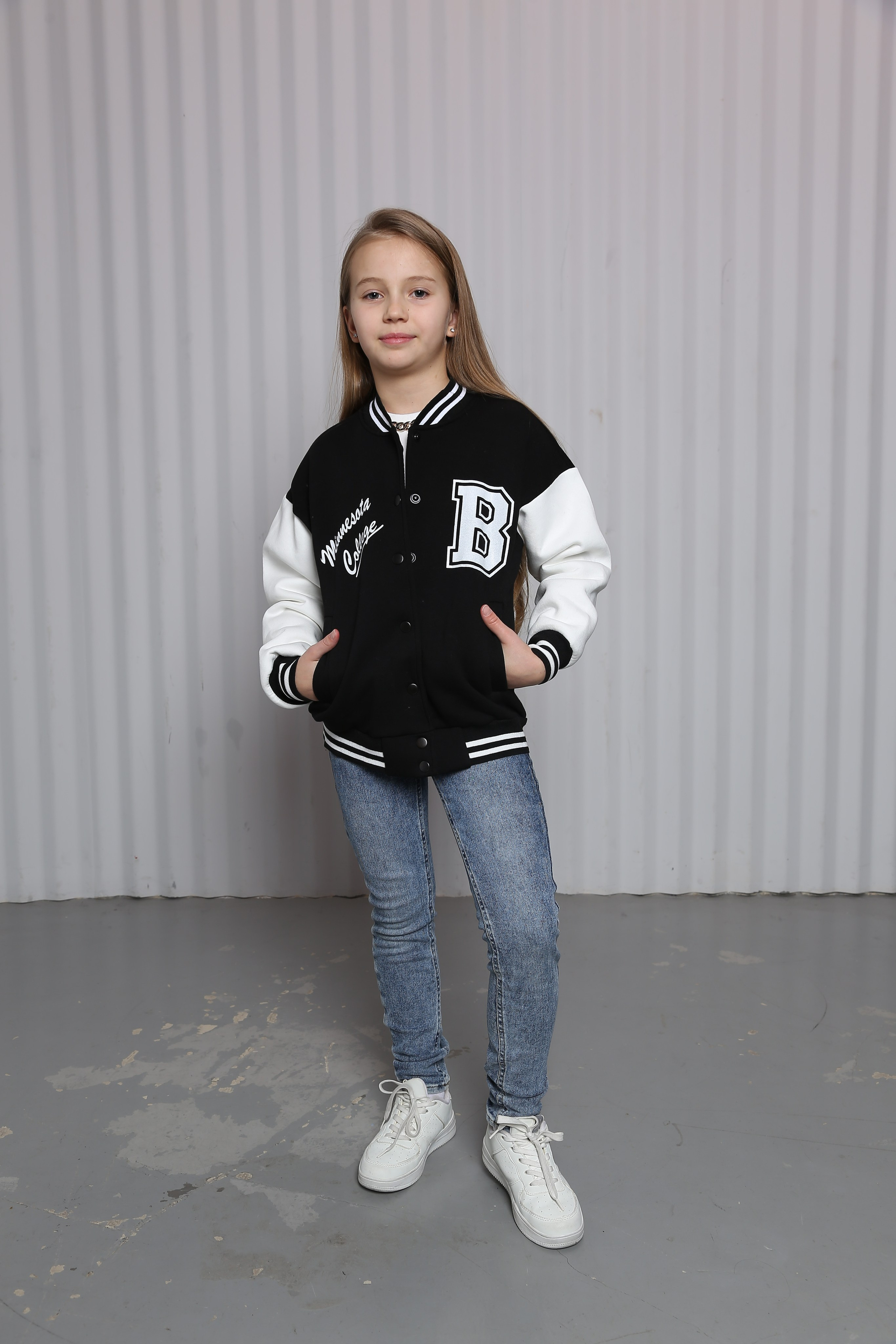 Профессиональная коммерческая фотосессия для детских товаров - одежда, обувь, аксессуары. Fashion фотограф в Санкт-Петербурге Савинова Ирина