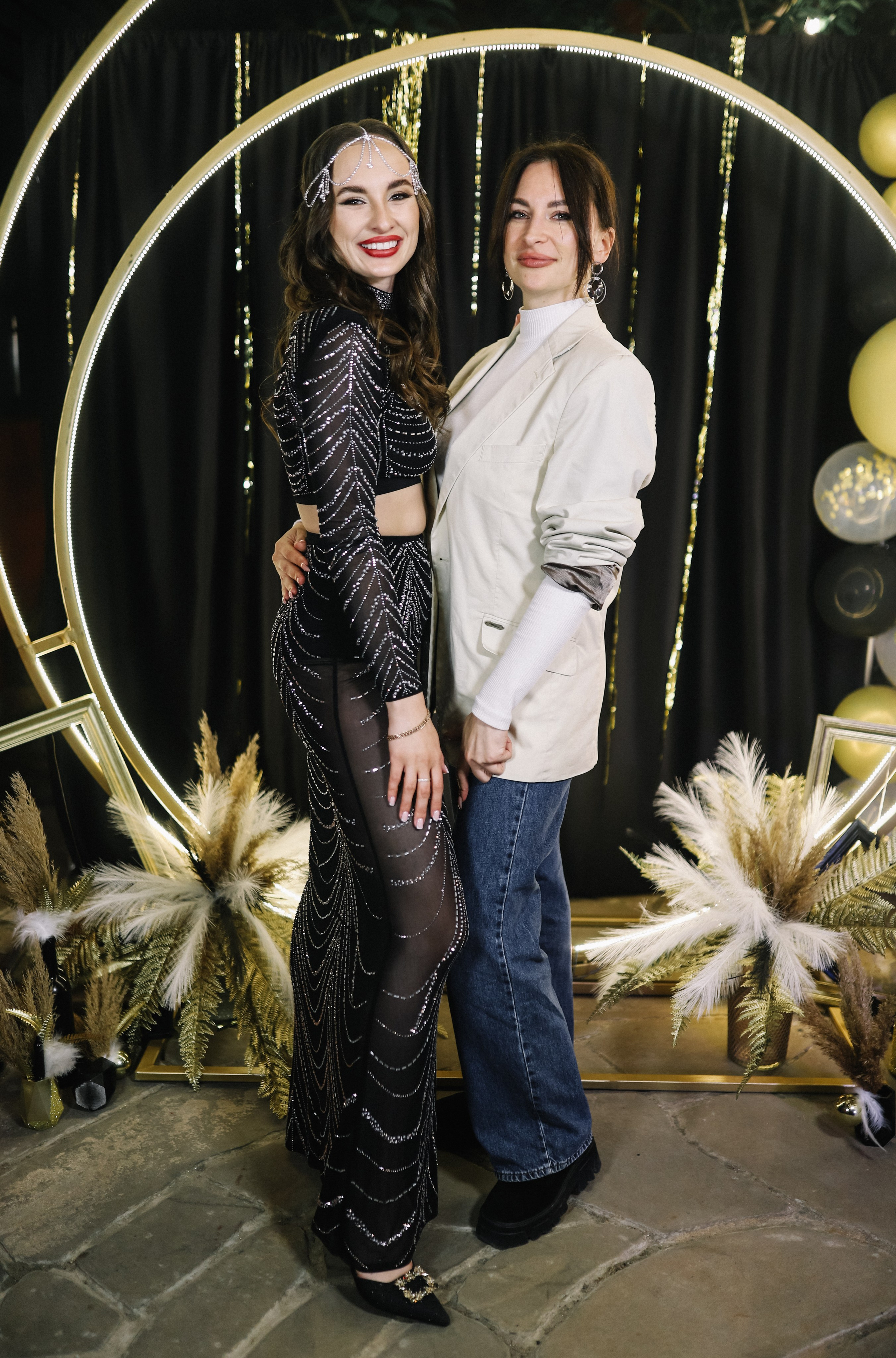 25.Диана и гости