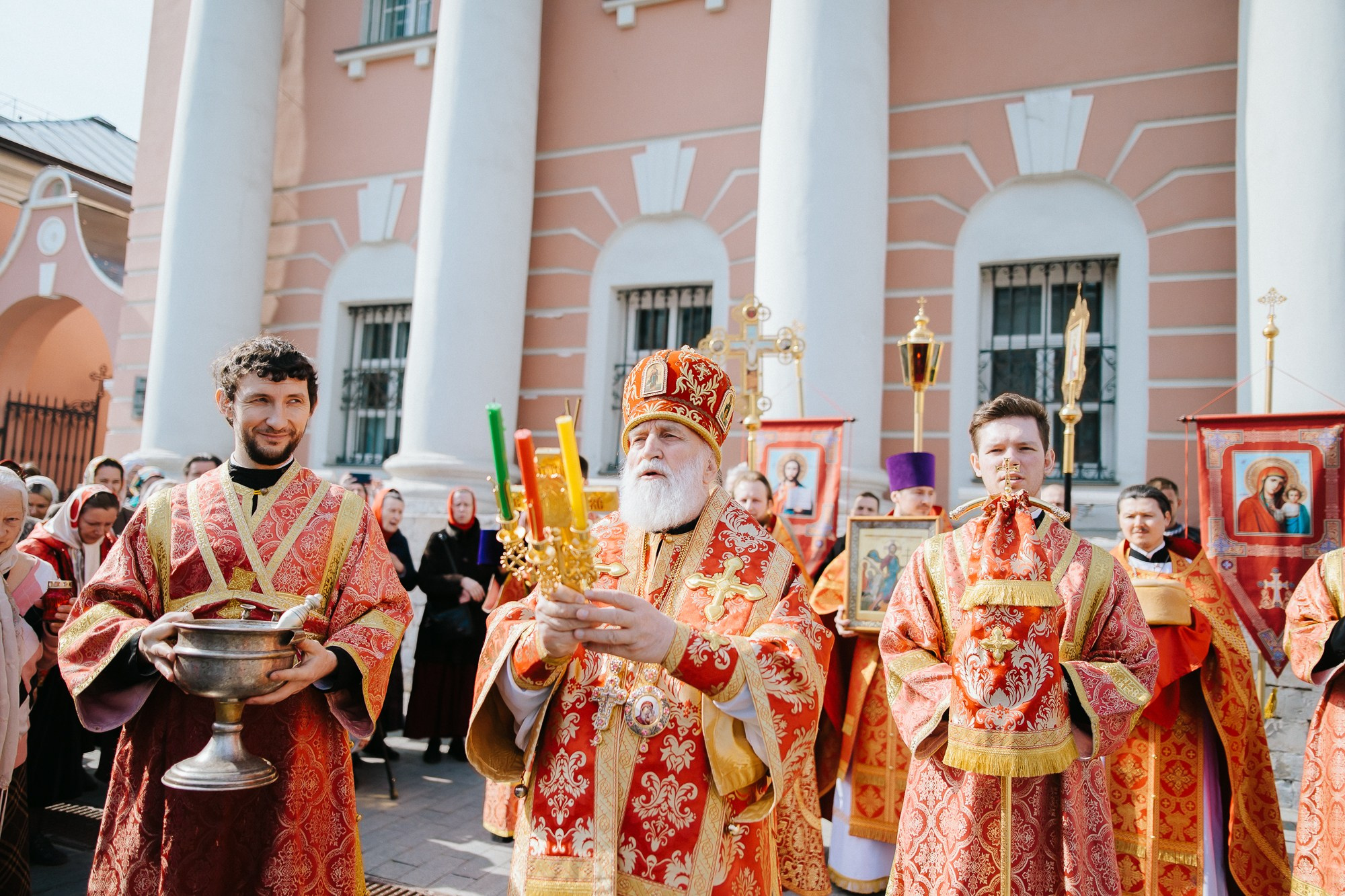 Служение митрополита Павла в среду Светлой седмицы. Храм апостола Иоанна Богослова под Вязом. Фотограф на венчание, крещение