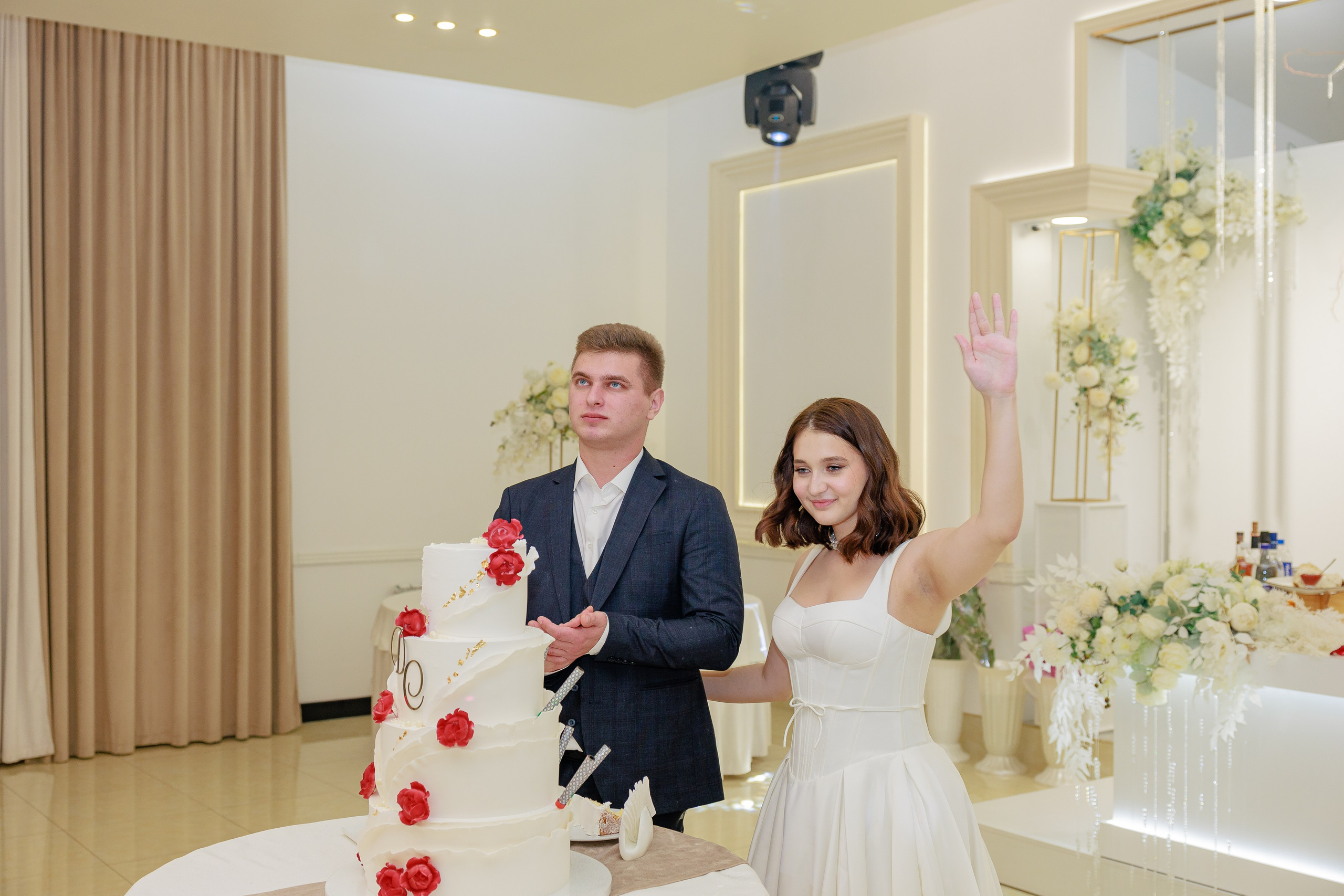 Данил и Сабина банкетный зал Beyaz Hall. Фотограф и видеограф в Крыму и Севастополе