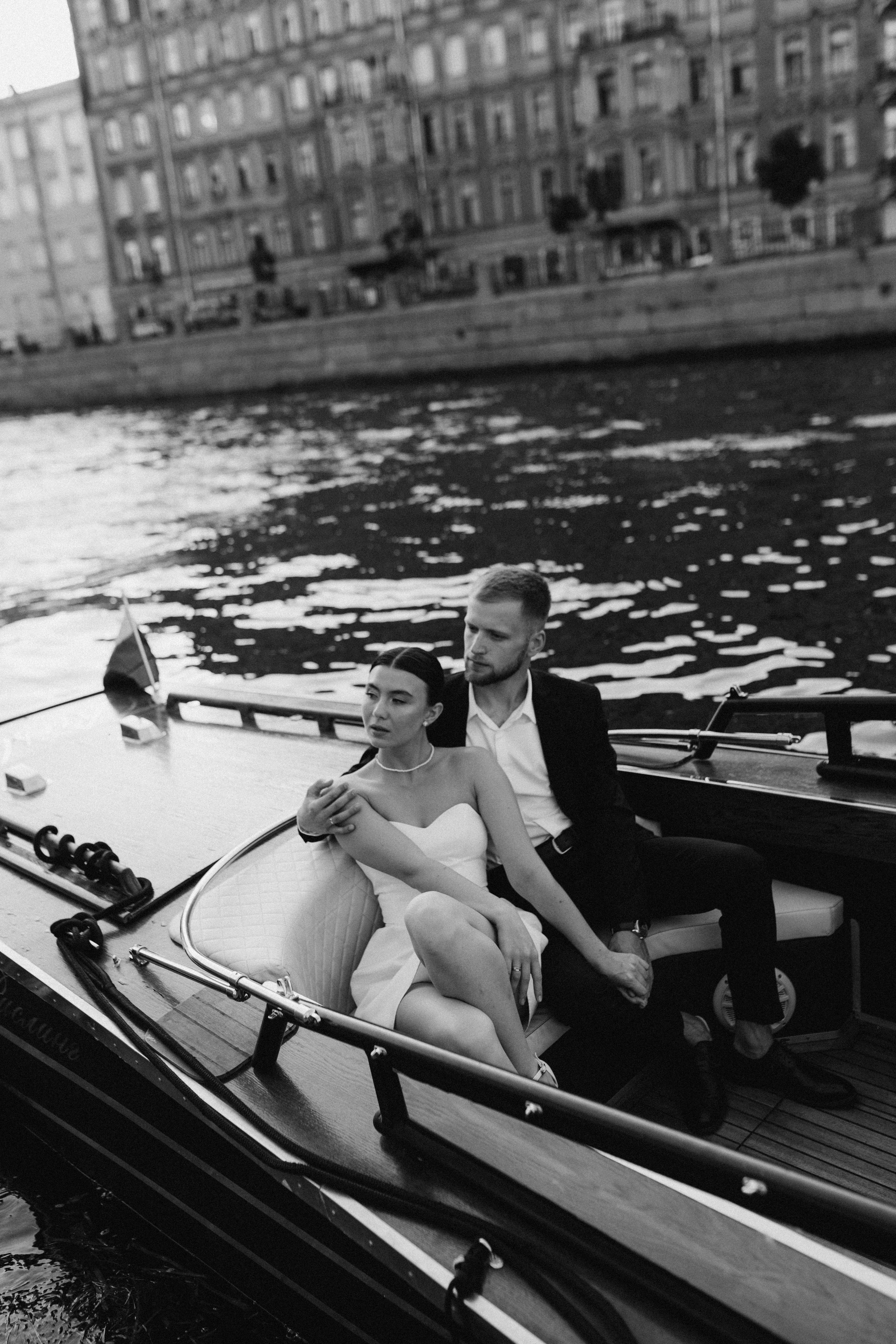 Костя и Лиза|прогулка + катер. Свадебный и love story фотограф в Санкт-Петербурге