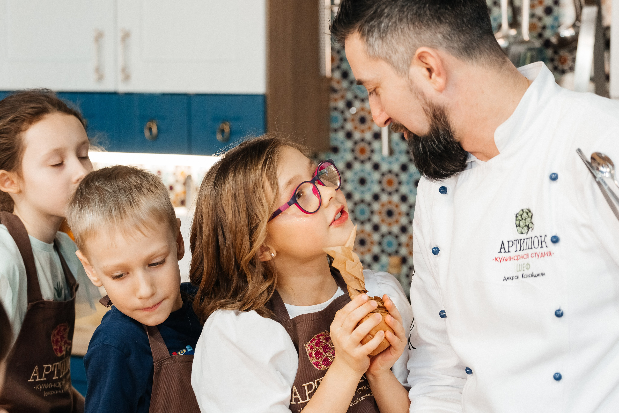 Детский мастер-класс в «АРТиШОК». Фотограф Кемерово | Сергей