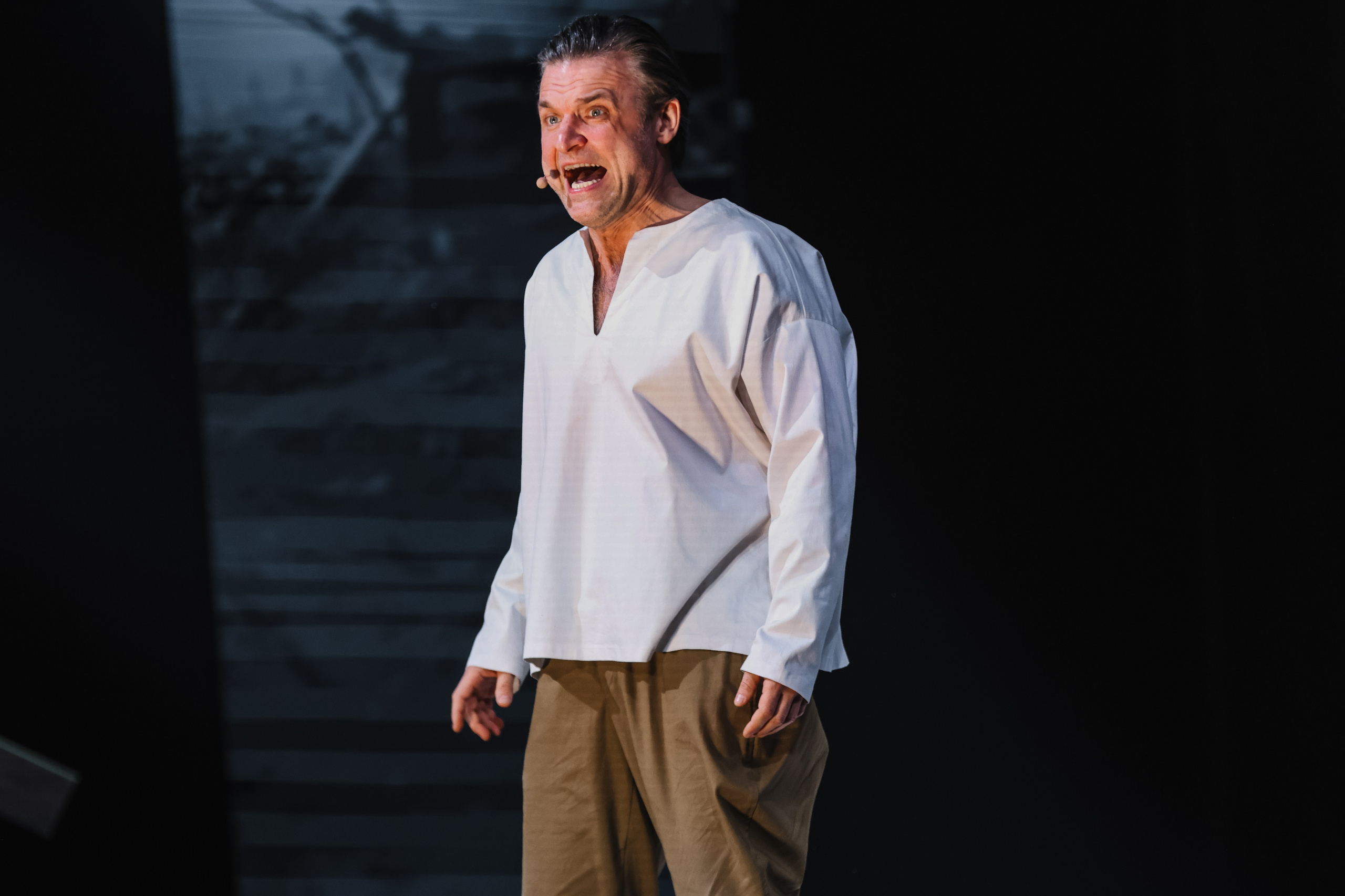 Василий Теркин, театр «Русская песня». Фотограф Ольга Махалова — Санкт-Петербург, Москва, Нижний Новгород