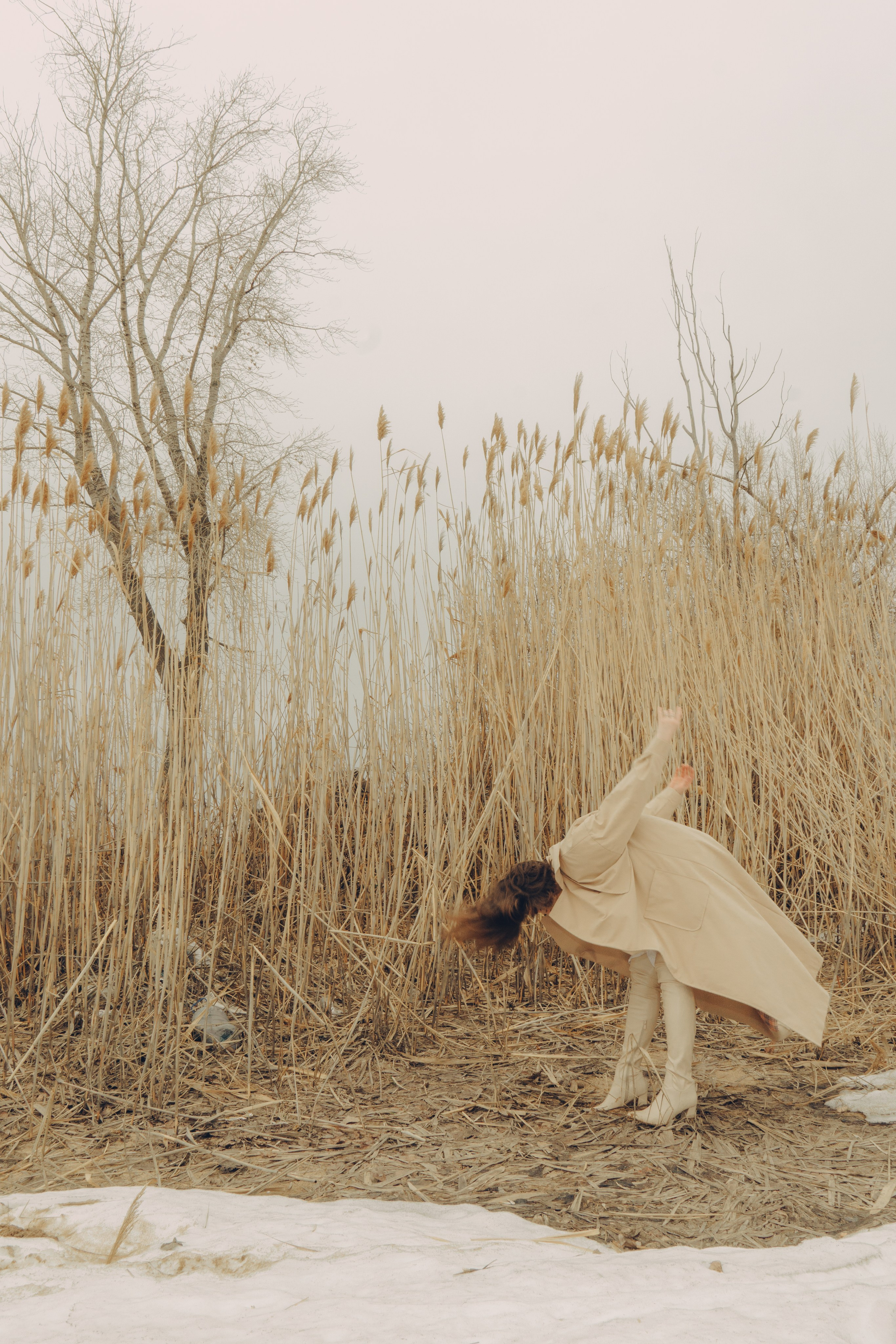 Весенний фотосет на природе, фотосессия в снегу