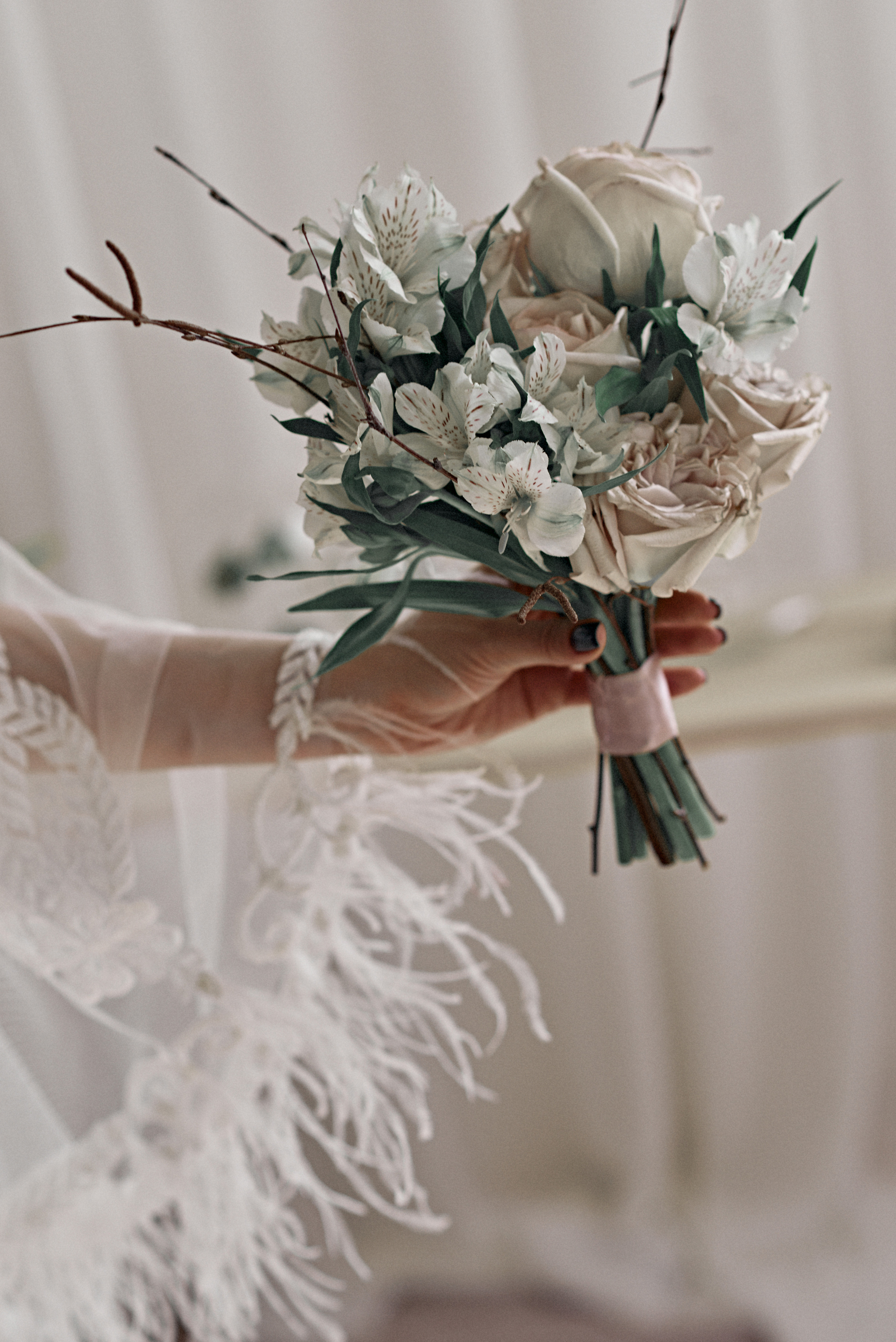 9.04.22 Утро невесты Наташи. Свадебный фотограф Юлия Гусева