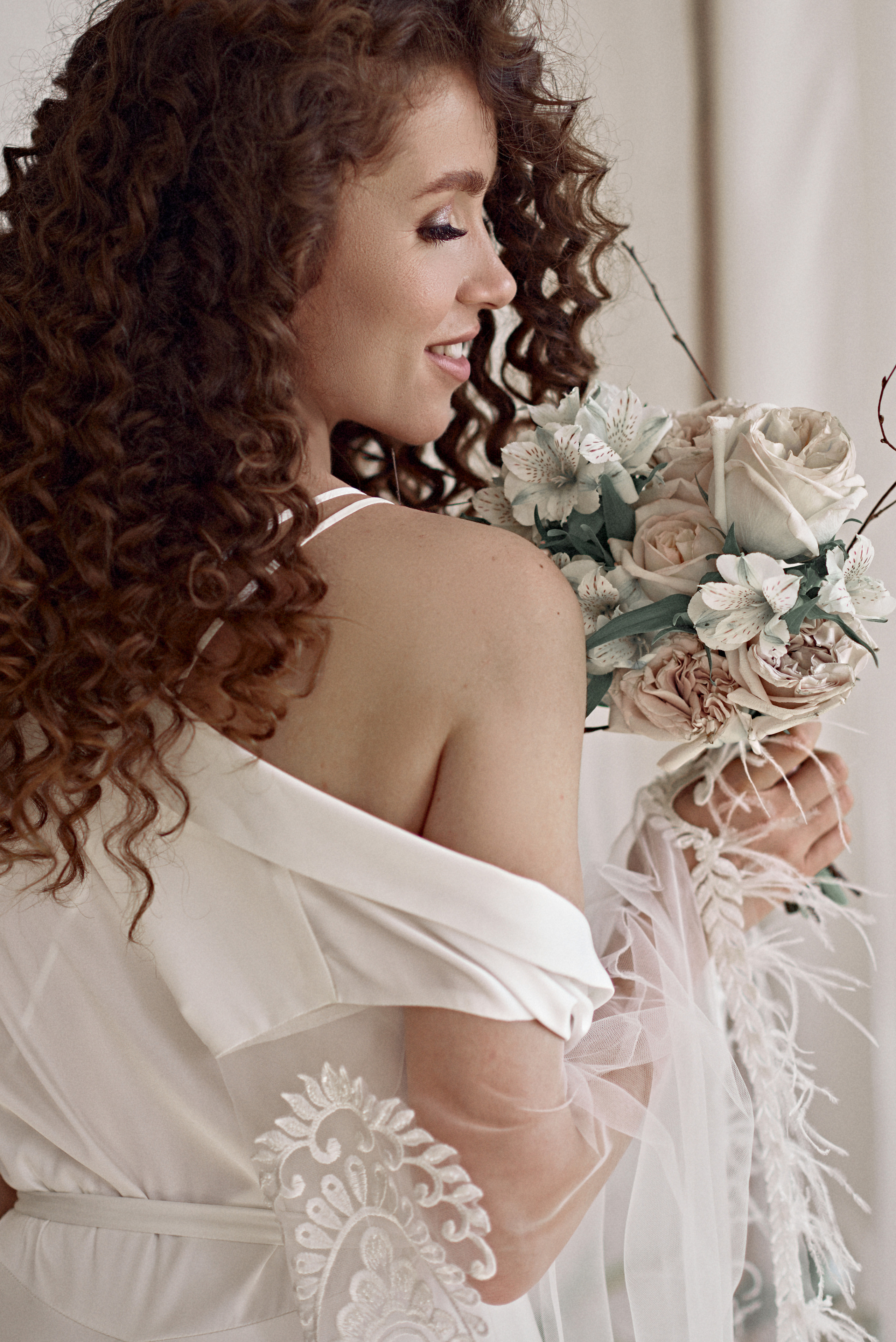 9.04.22 Утро невесты Наташи. Свадебный фотограф Юлия Гусева