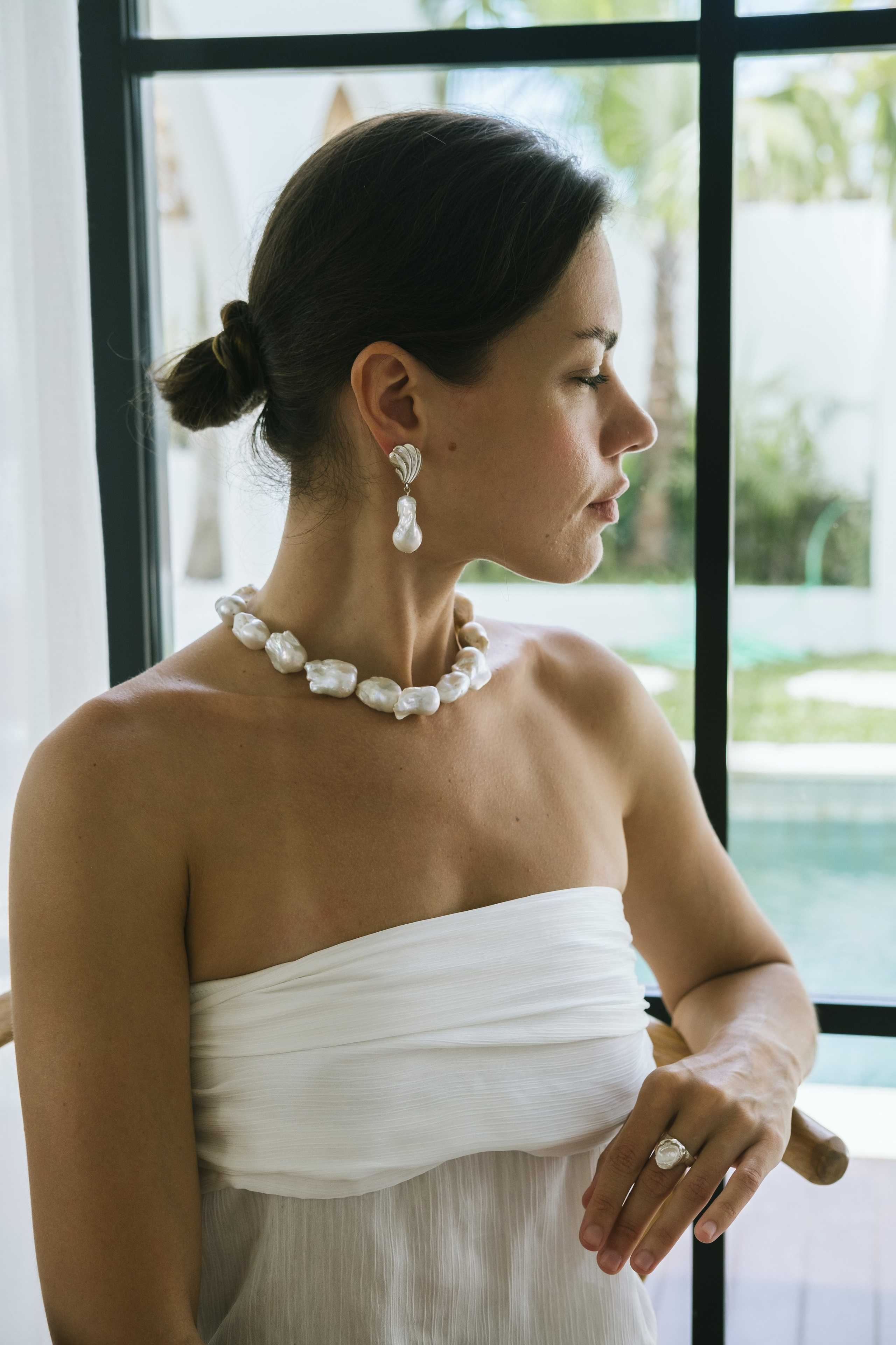 Украшение на модели. Фотограф на Бали|Свадьба на Бали