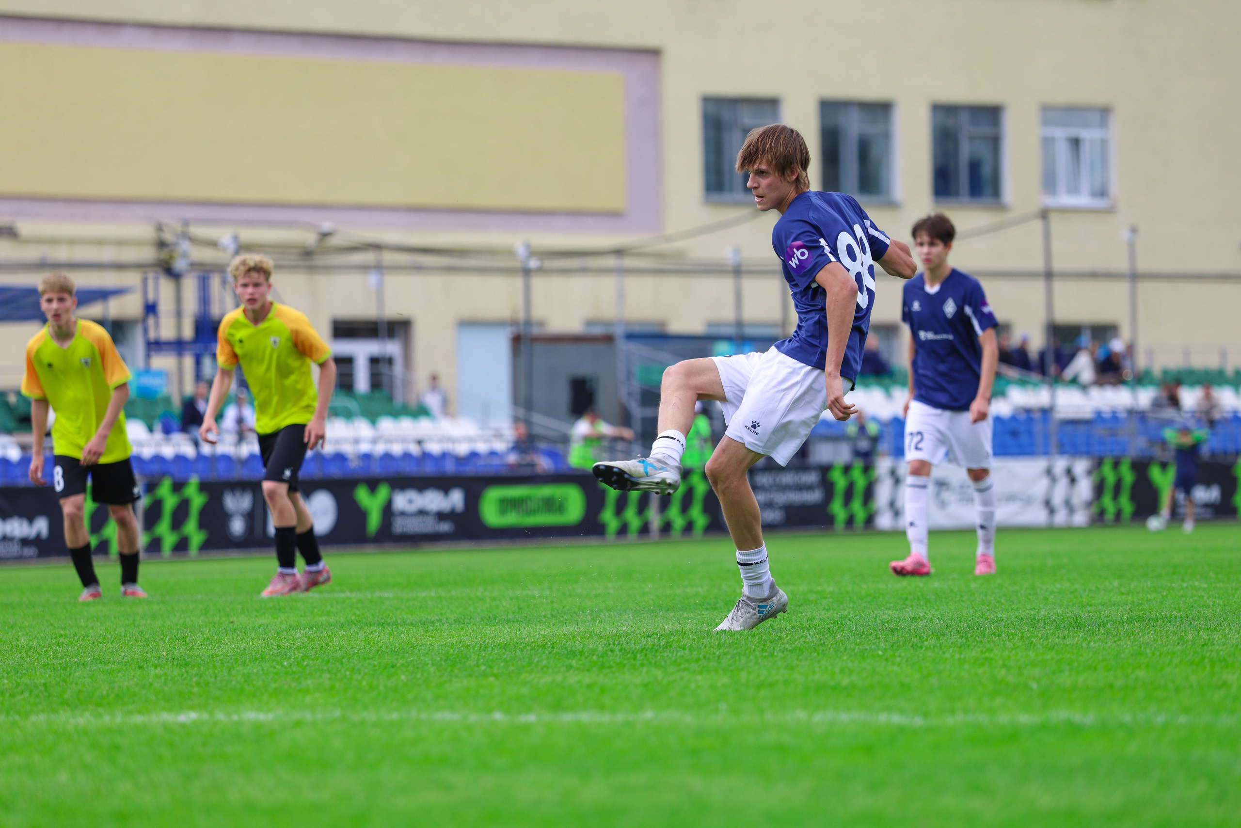 Юношеская футбольная лига Поволжье U-16. Крылья Советов — Волга