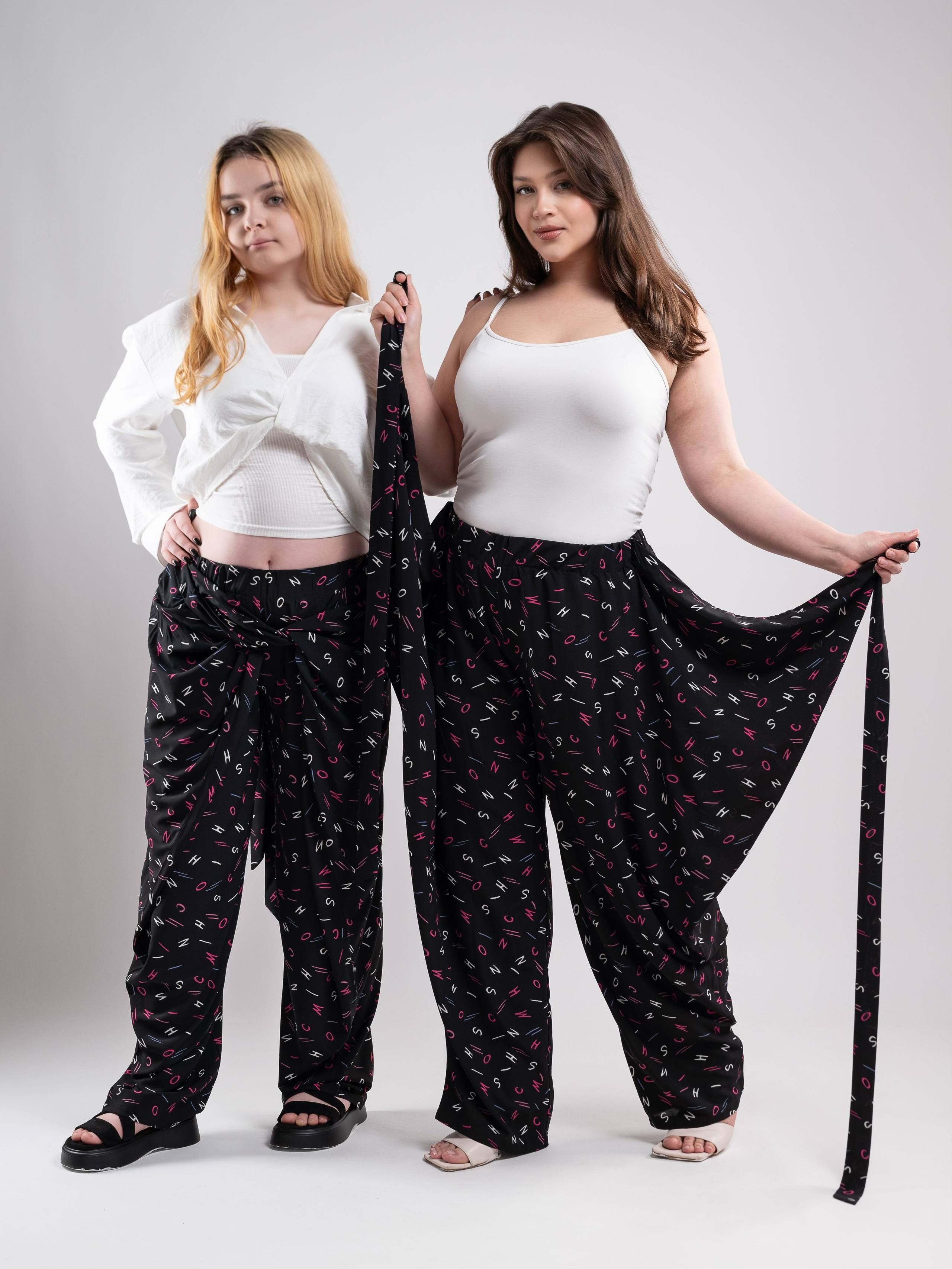 Брюки трансформеры. Предметный фотограф, фото для маркетплейсов Пятигорск, КМВ