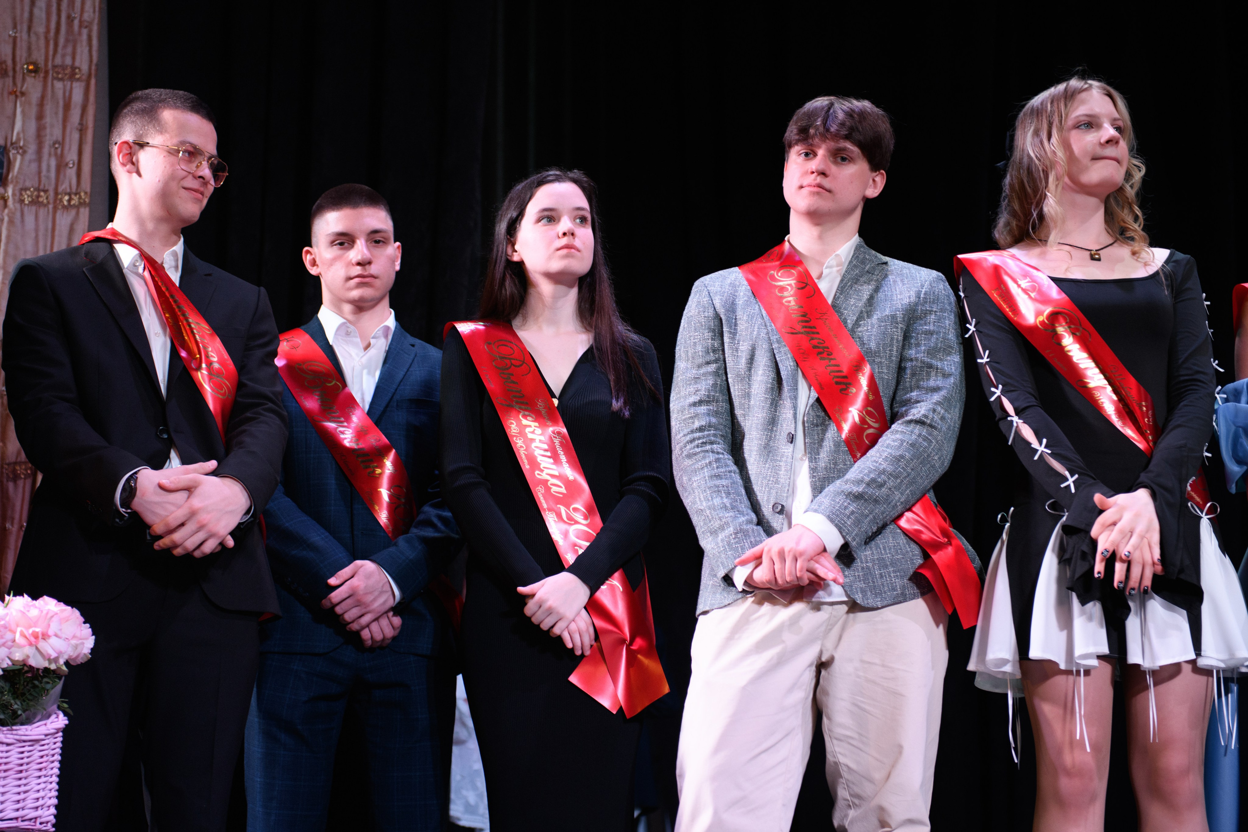 Фотосъёмка торжественного вечера выпускников. Организация и проведение фотосъемок в Санкт-Петербурге. Фотограф Смирягин Илья