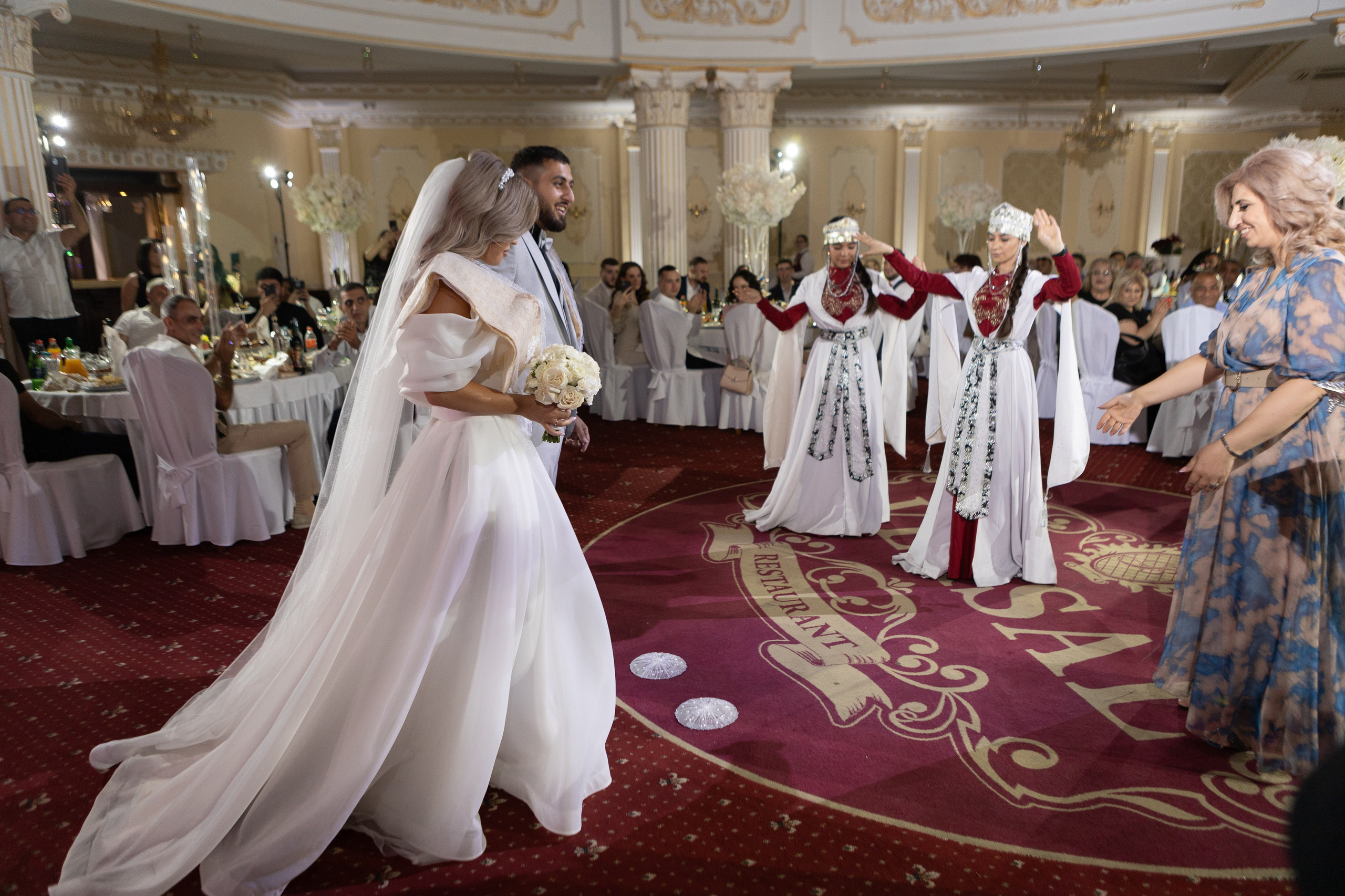 Свадебный фотограф Уфа — Руслан ГабдлисламовЖивые эмоции, красивые кадры, воспоминания на всю жизнь.Работаю по всей Республике Башкортоста. Свадебный фотограф Уфа Руслан Габдлисламов