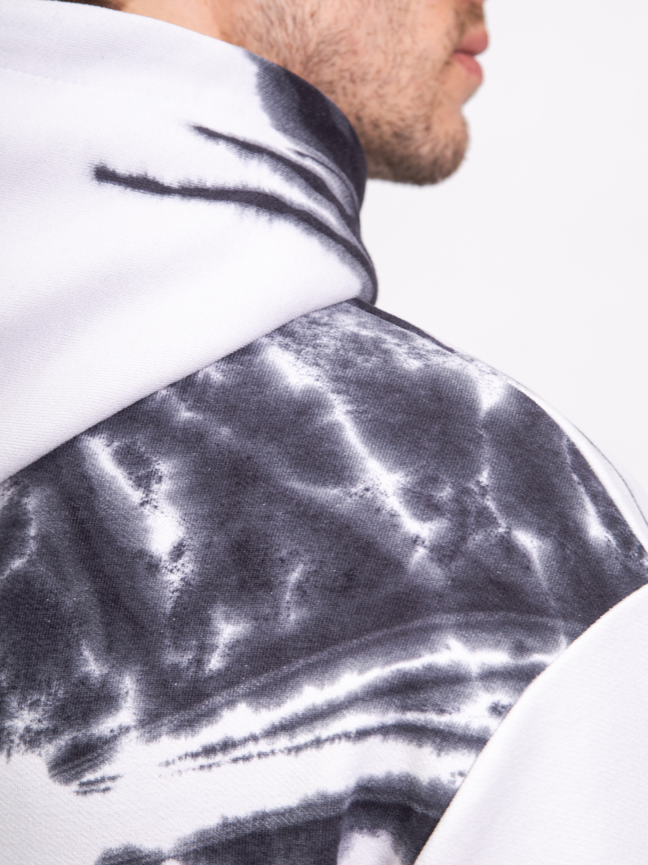 Спортивная одежда / Худи / Толстовки / Лосины. Фото для маркетплейсов и интернет магазинов Москва