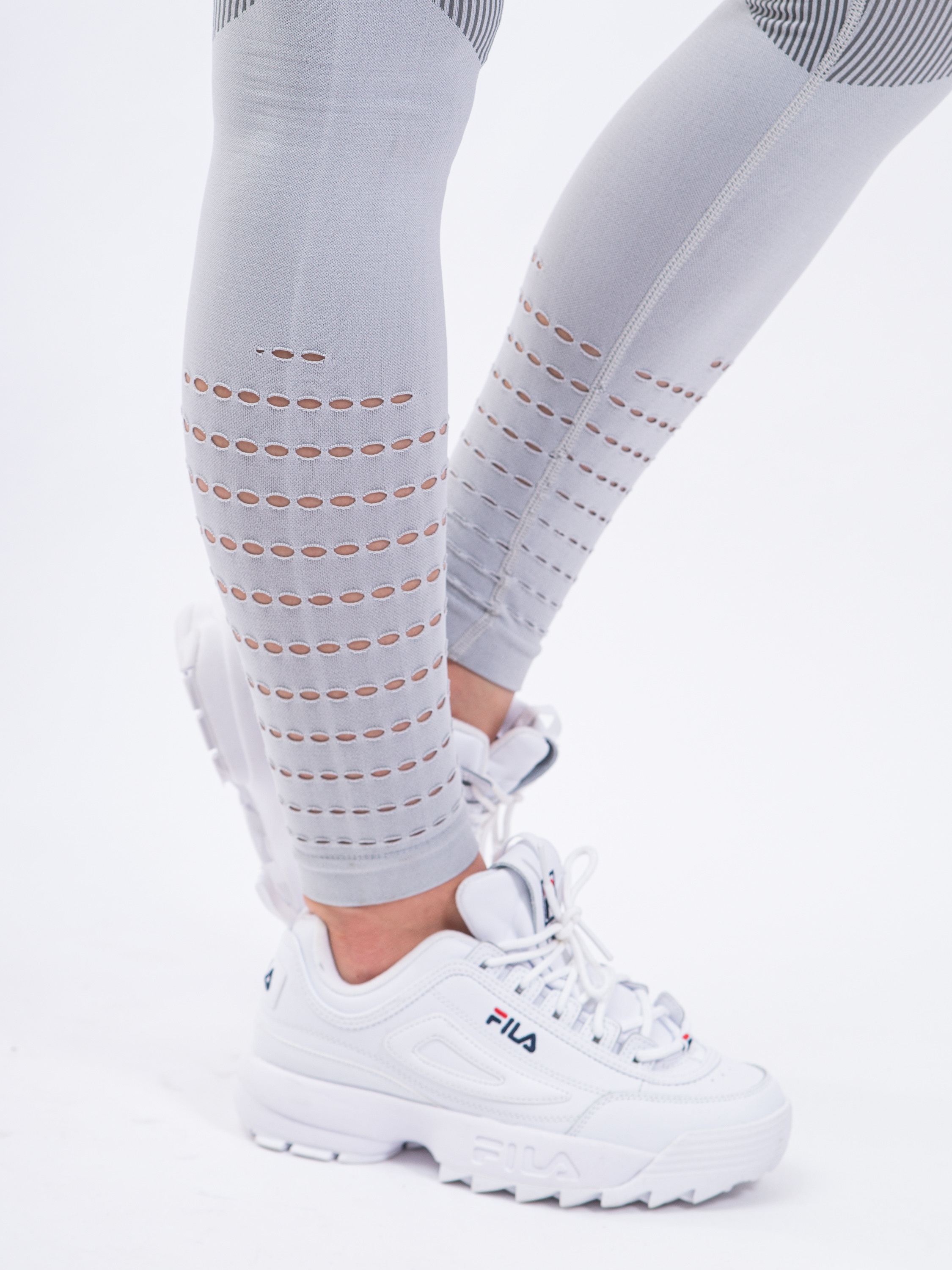 Спортивная одежда / Худи / Толстовки / Лосины. Фото для маркетплейсов и интернет магазинов Москва