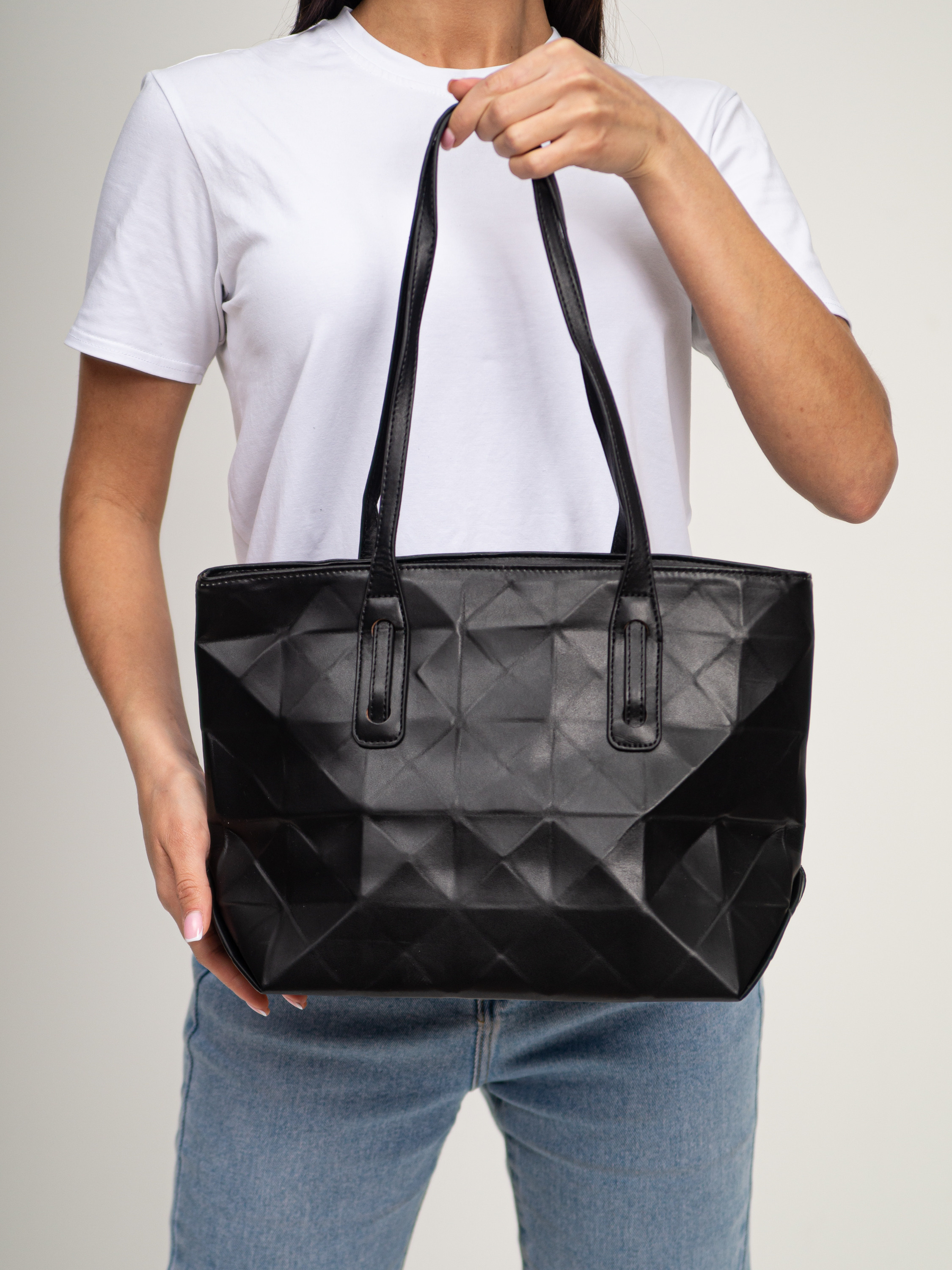 Сумки и портфели. Фото для маркетплейсов и интернет магазинов Москва