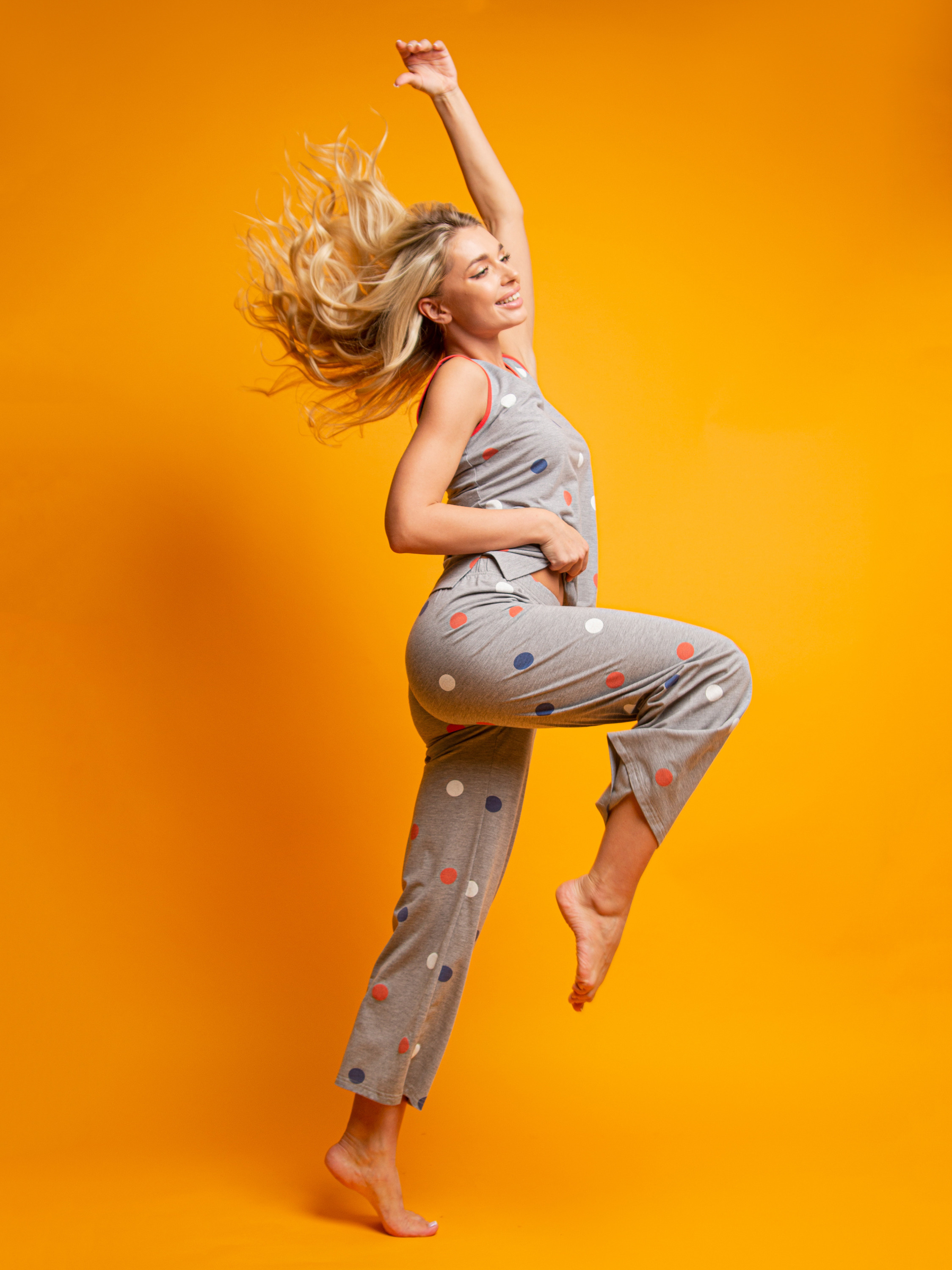 Цветной фон. Фото для маркетплейсов и интернет магазинов Москва