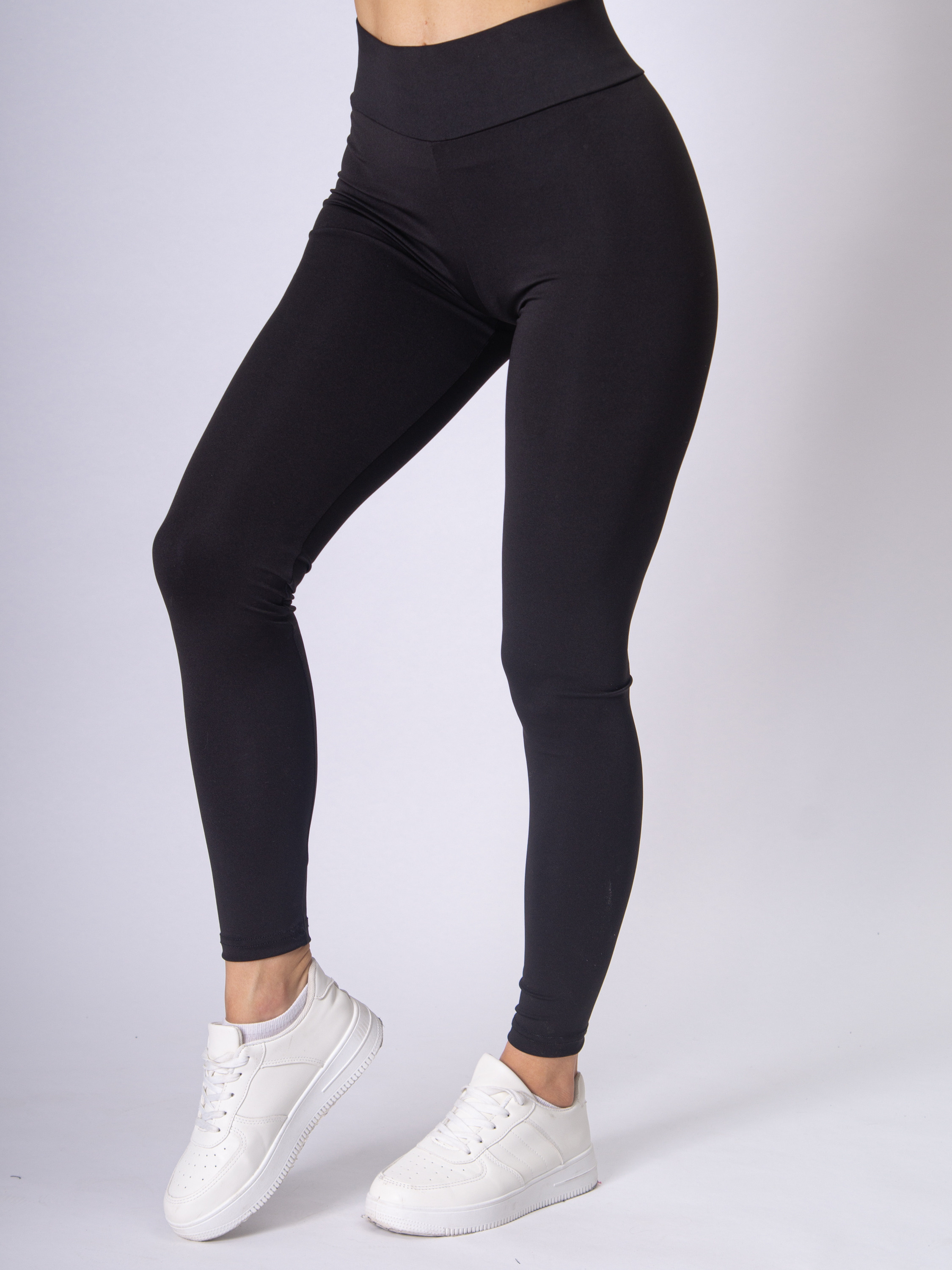 Спортивная одежда / Худи / Толстовки / Лосины. Фото для маркетплейсов и интернет магазинов Москва