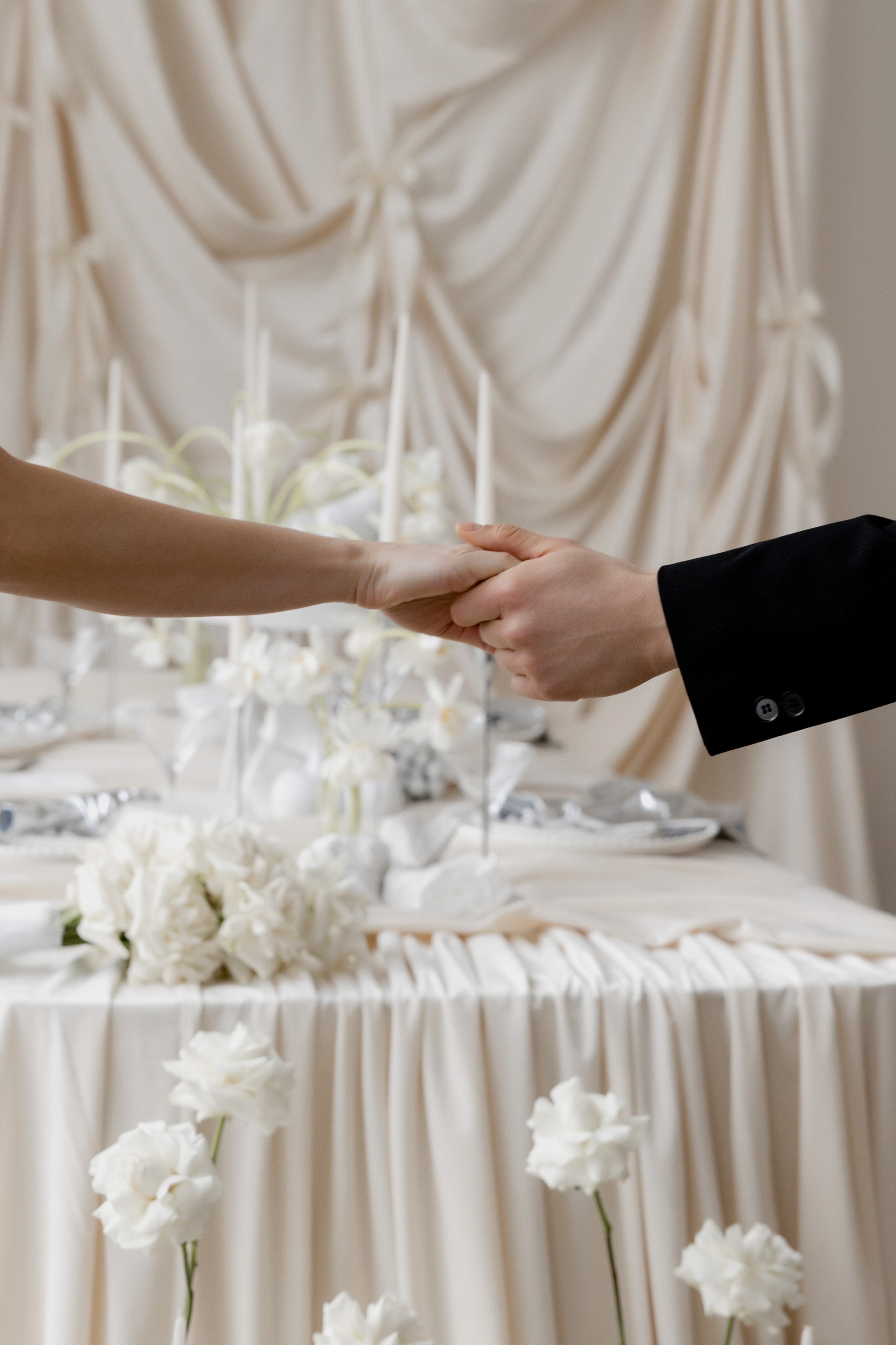 Общие сборы и съёмка love story. Свадебный фотограф Калининград