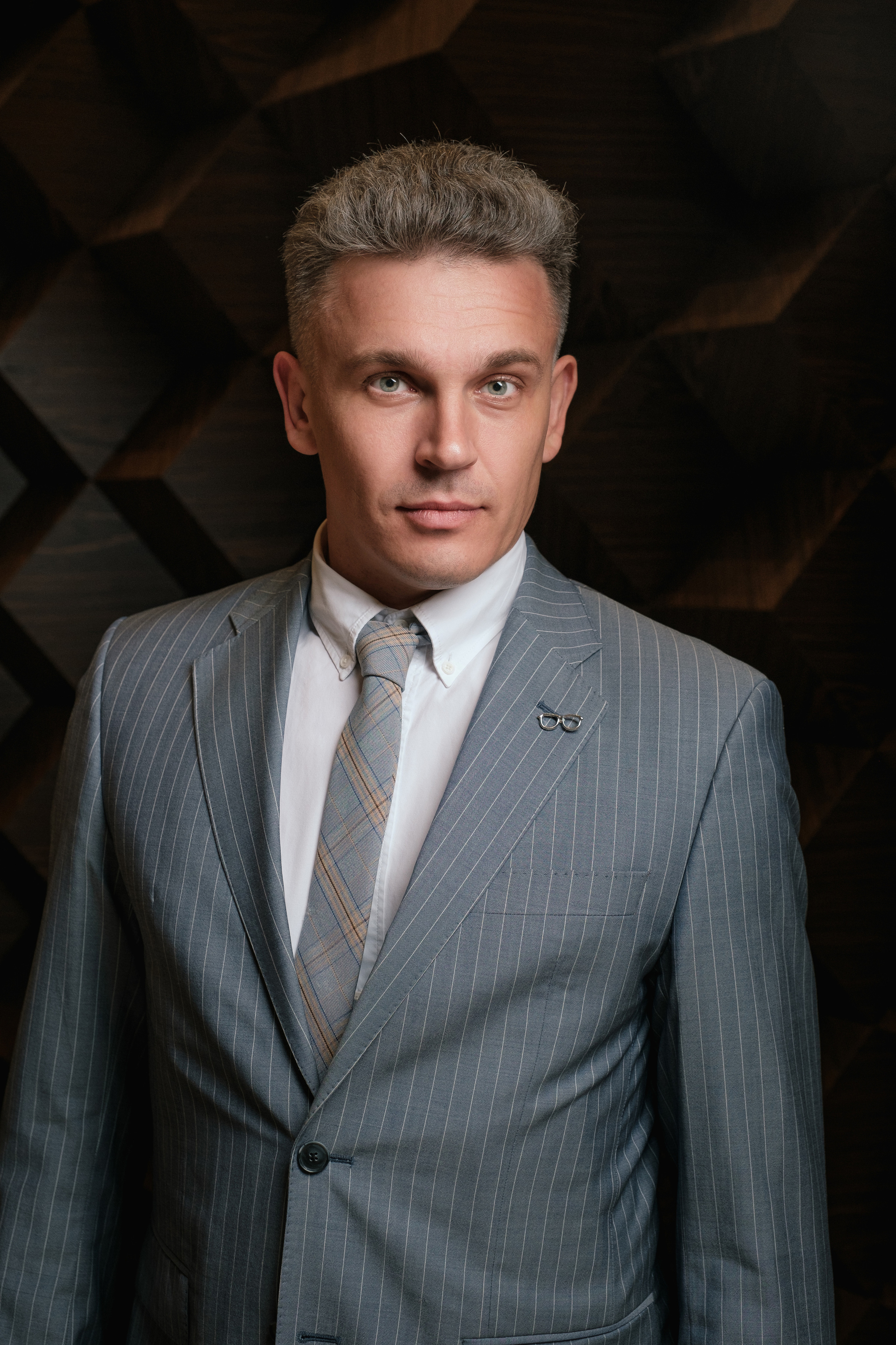 Услуги портретной фотографии в СПб. Фотограф в Санкт-Петербурге Вячеслав Саликов