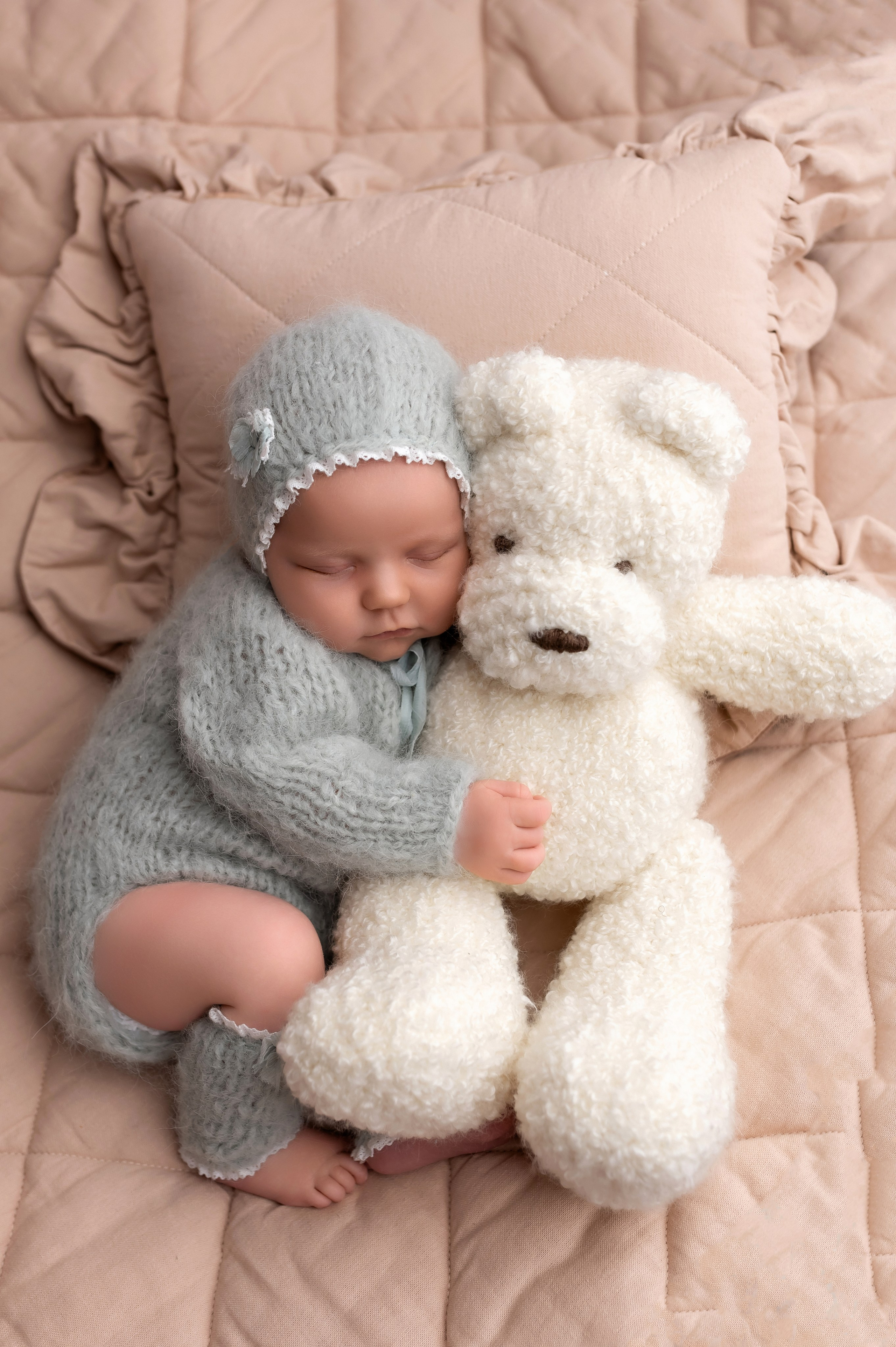 Новорождённые девочки. Детский фотограф новорождённых в Минске Боровик Екатерина