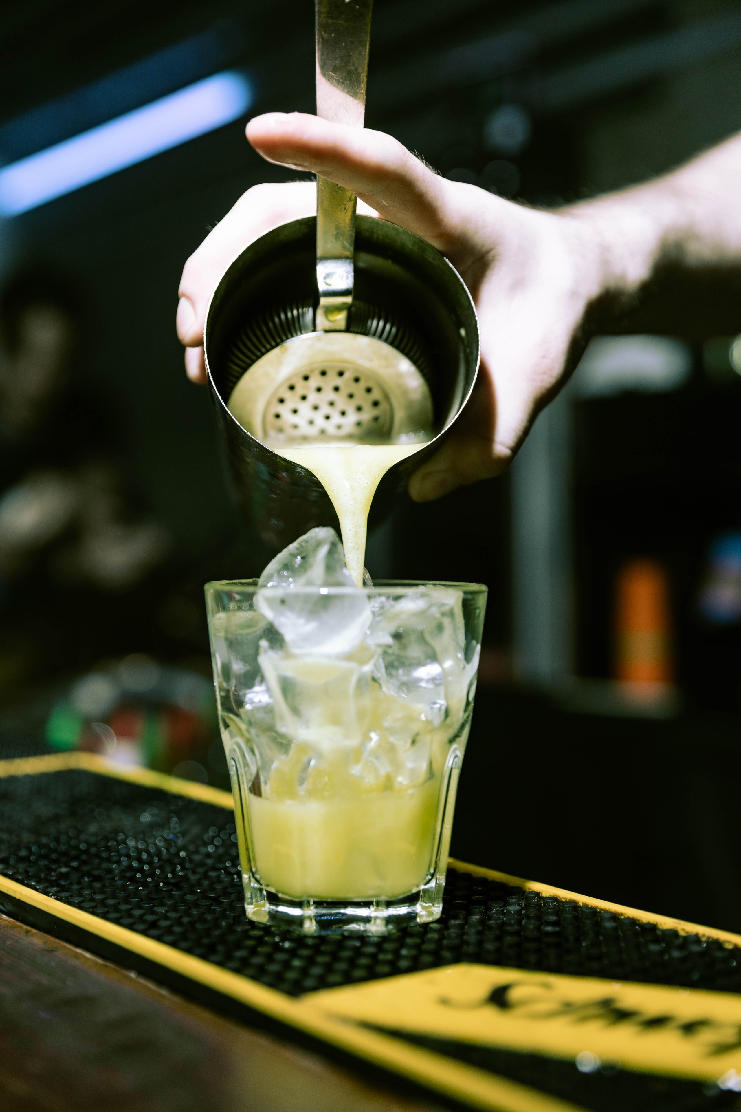 Mishka-bar 3. _Carpe diem_