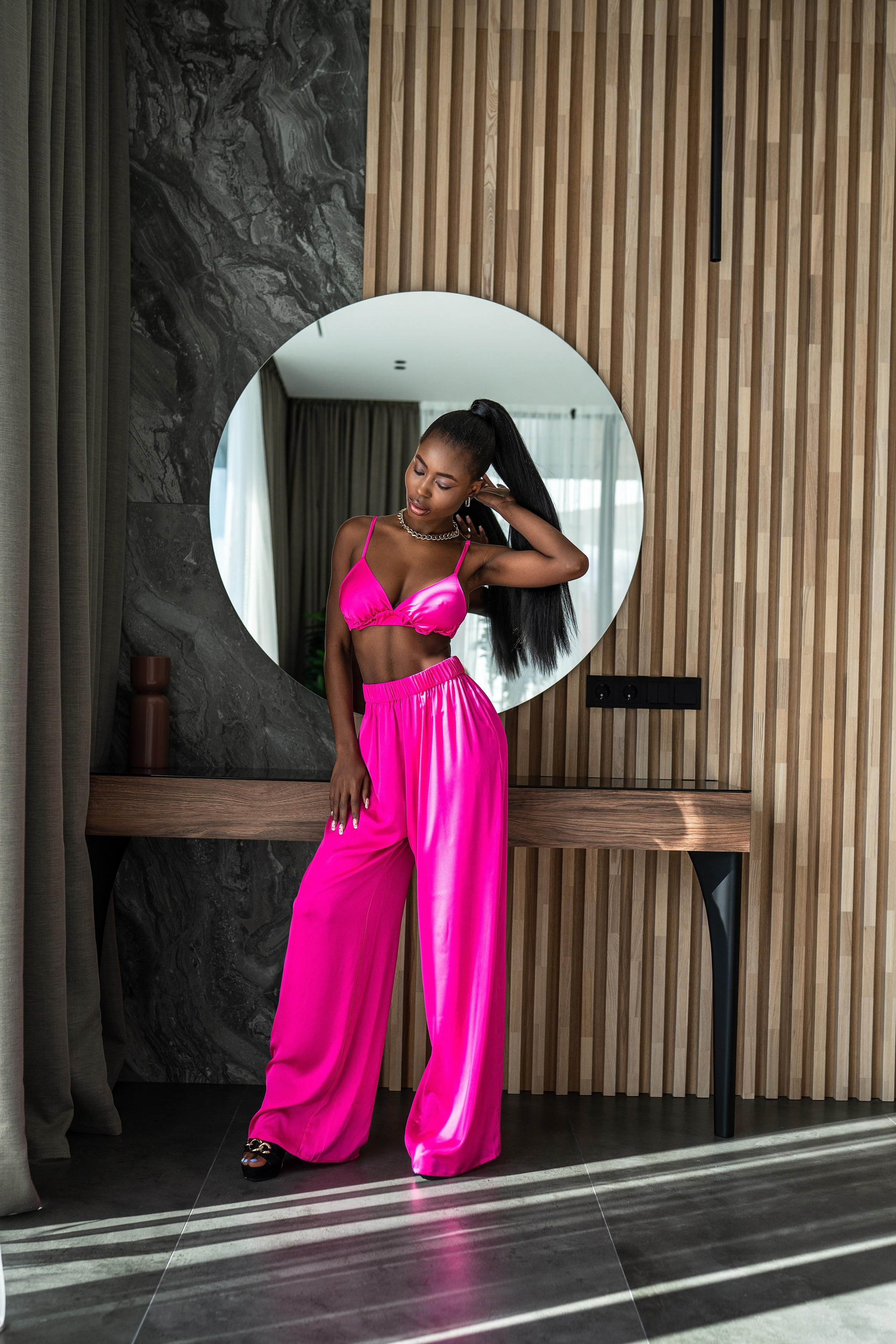 Сьемка для маркетплейсов Красная поляна. Фотограф Сочи