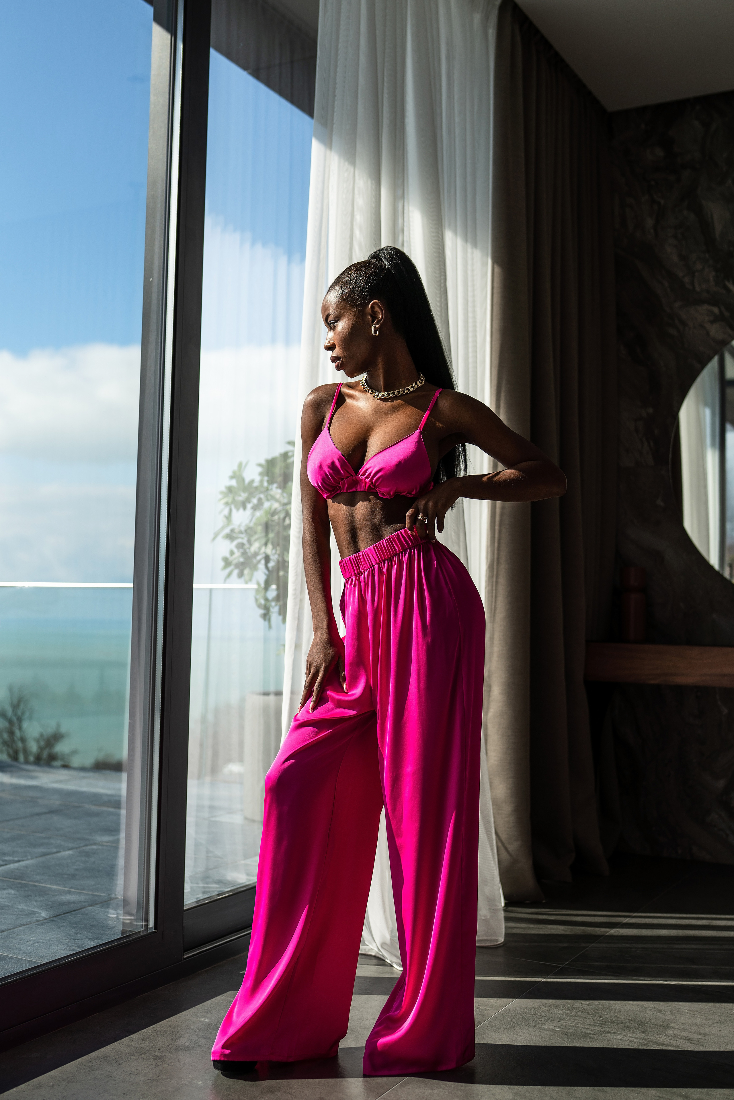 Сьемка для маркетплейсов Красная поляна. Фотограф Сочи