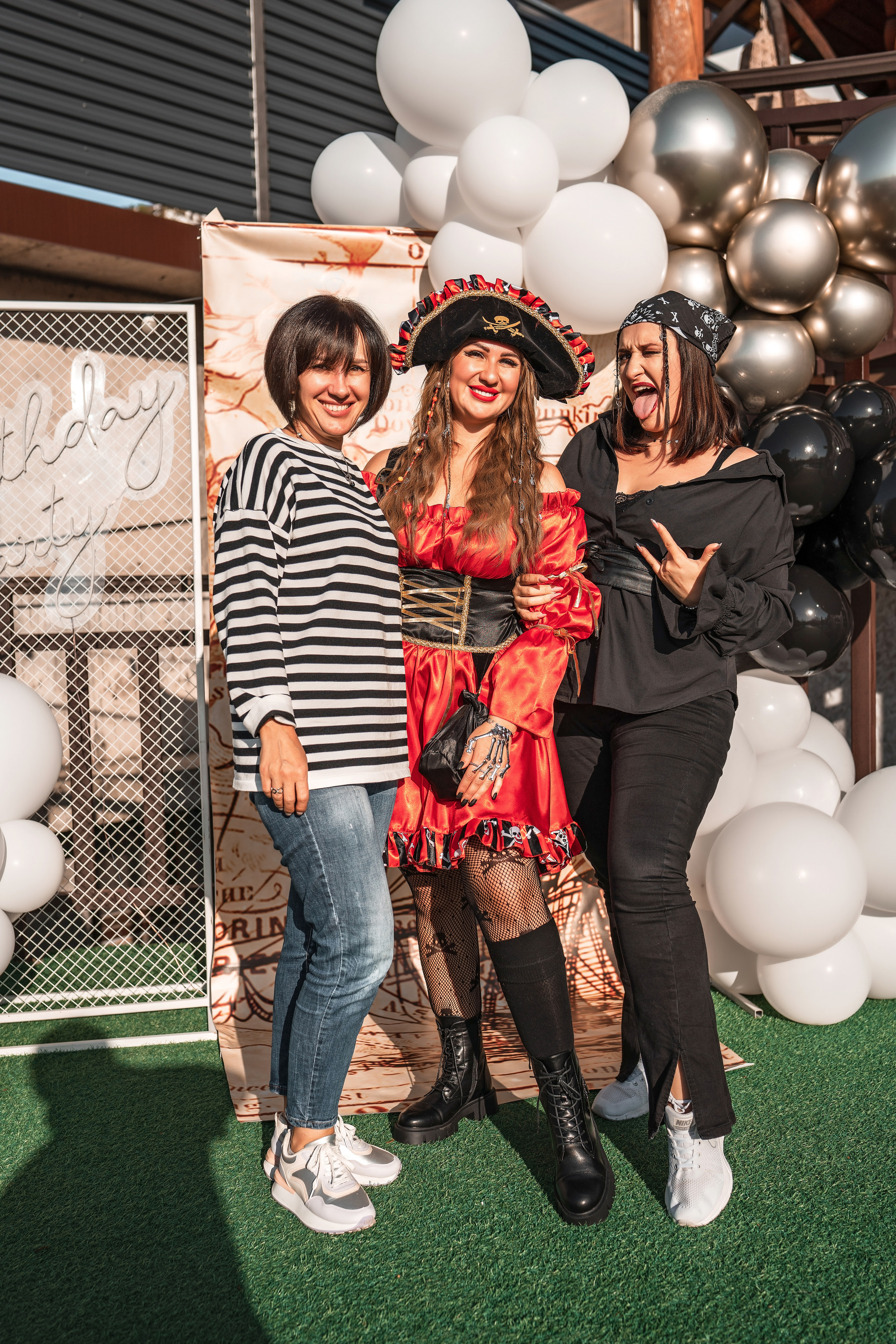 Фотограф в Адлере на день рождение. Фотограф Сочи