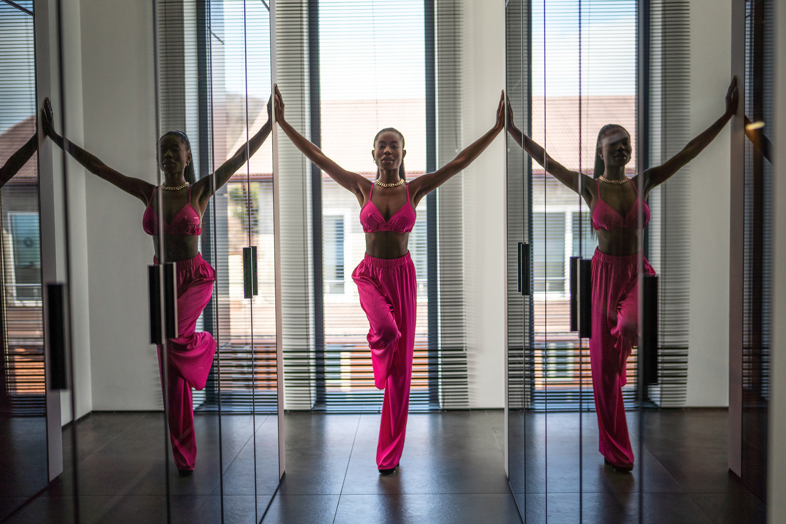 Сьемка для маркетплейсов Красная поляна. Фотограф Сочи