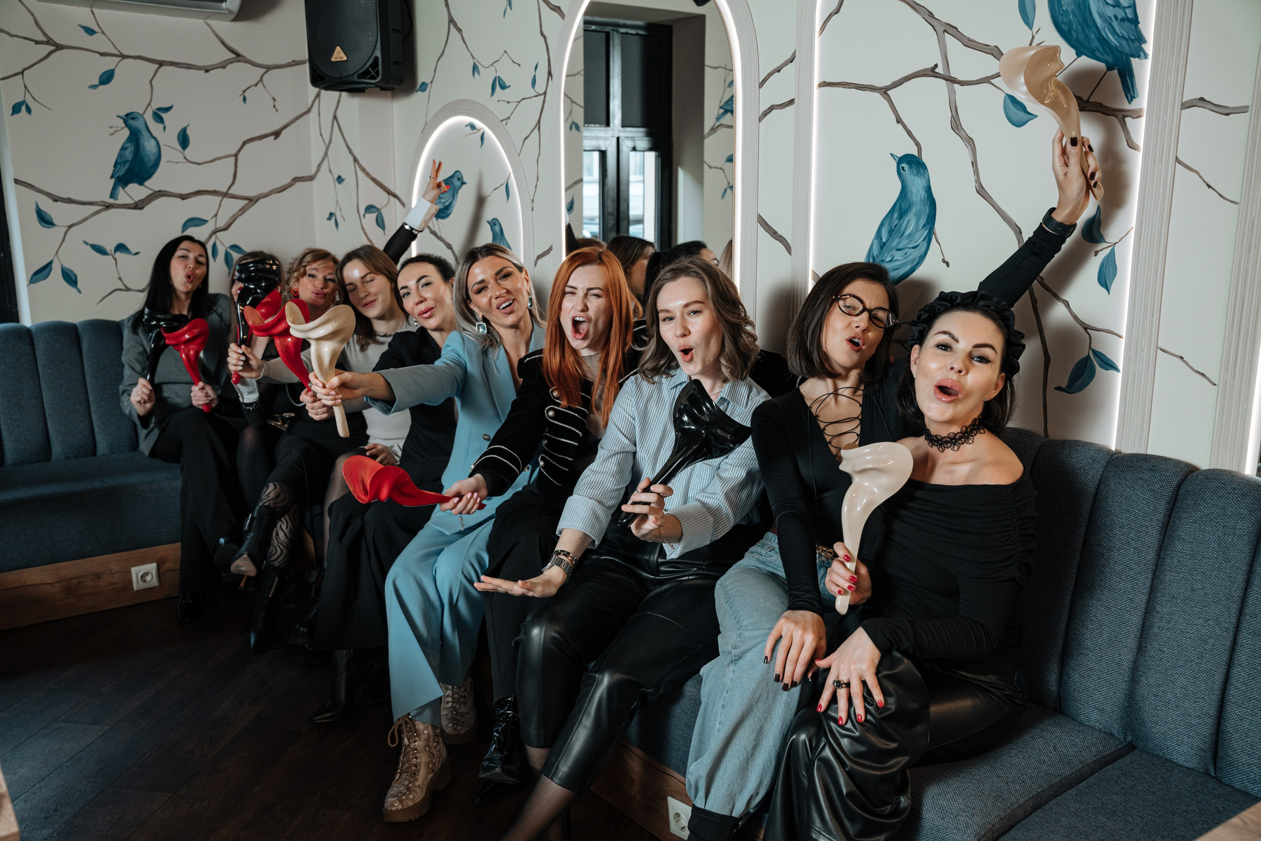 Мафия. Бар FINCH. ЖЕНСКИЙ КЛУБ LAXMI. Портретный фотограф в Санкт-Петербурге Дмитриева Наталия