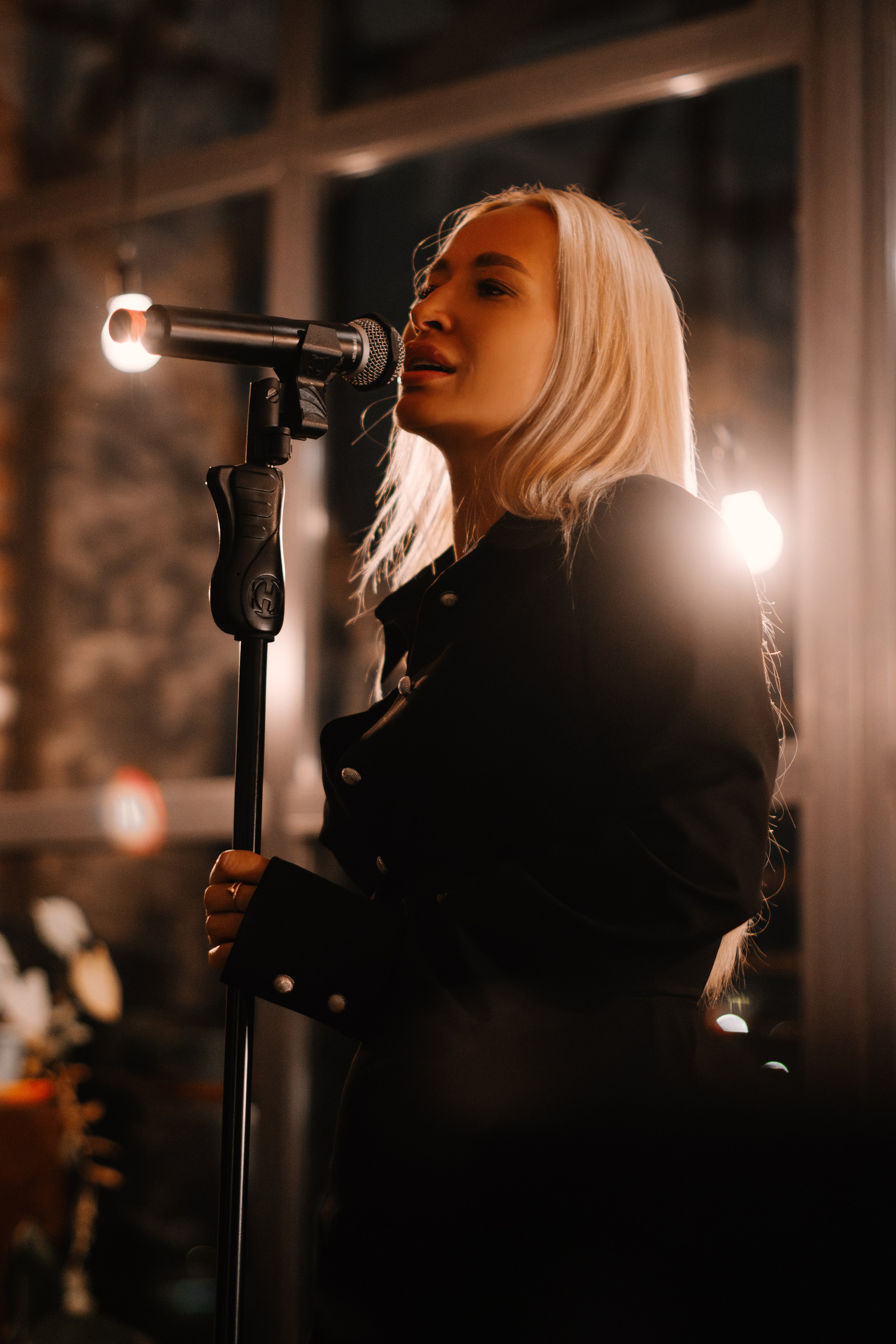 Квартирник MUZOTEKA: «Осенний ДеПесняк». Фотограф в Челябинске Любовь Денисенко