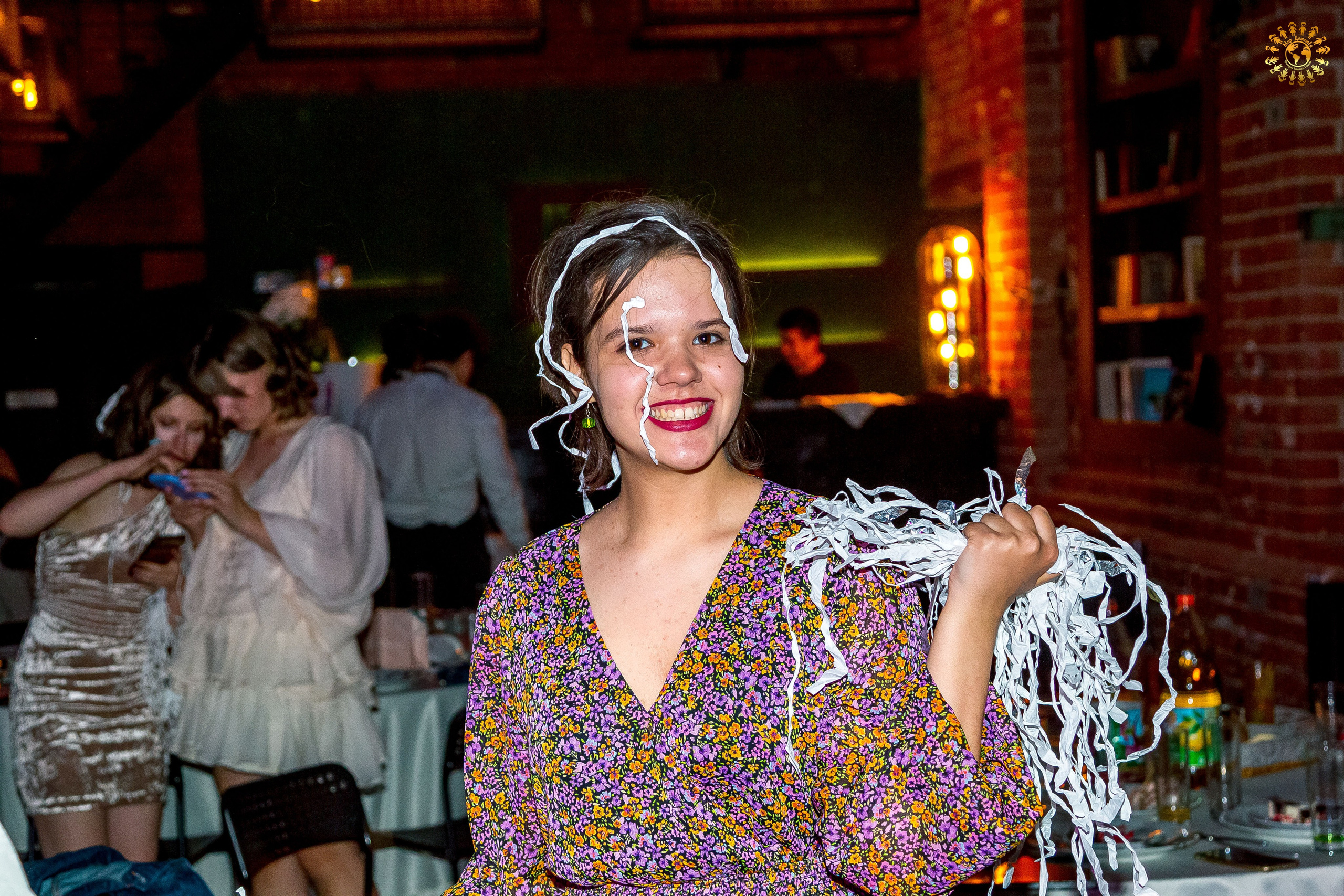 Выпускной 2023 (Школа 548; 9 Ж класс) AG Loft «Библиотека», Москва. Репортажная съемка в Москве и области. Анималистика