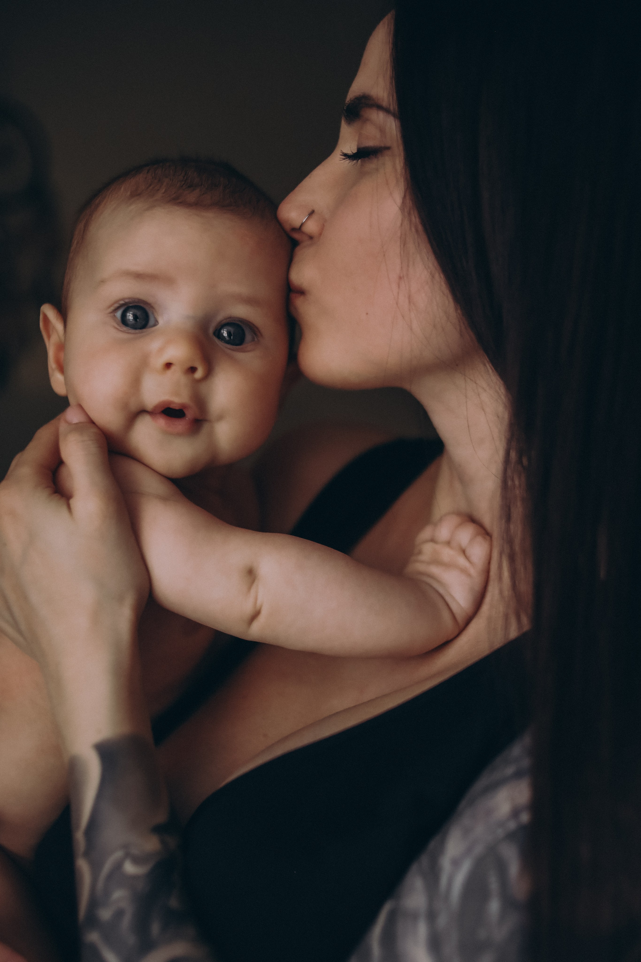 Мама, папа, я и 2 хвоста. Фотограф Новый Уренгой I Ньюборн I Фотограф материнства I ЯНАО
